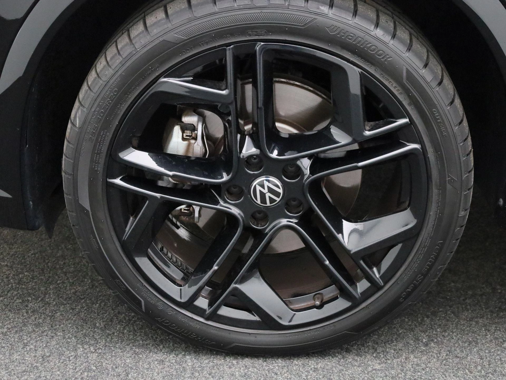 Volkswagen Tiguan 1.5 eHybrid R-Line Edition 272 PK|