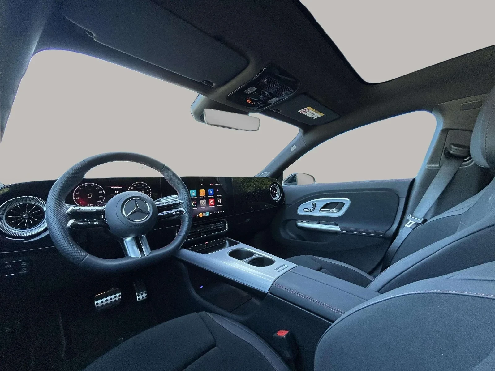 Mercedes-Benz-CLA-image-12