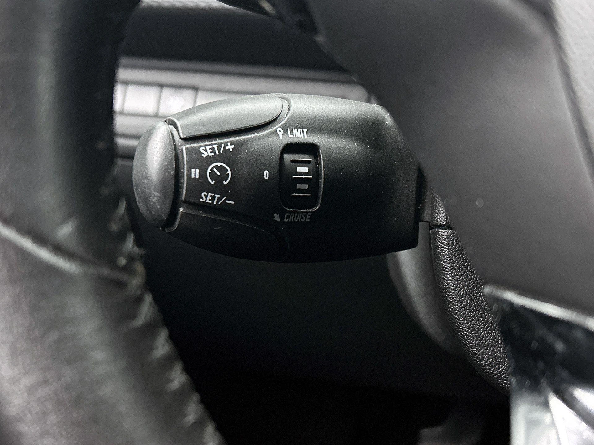 Peugeot-2008-image-5