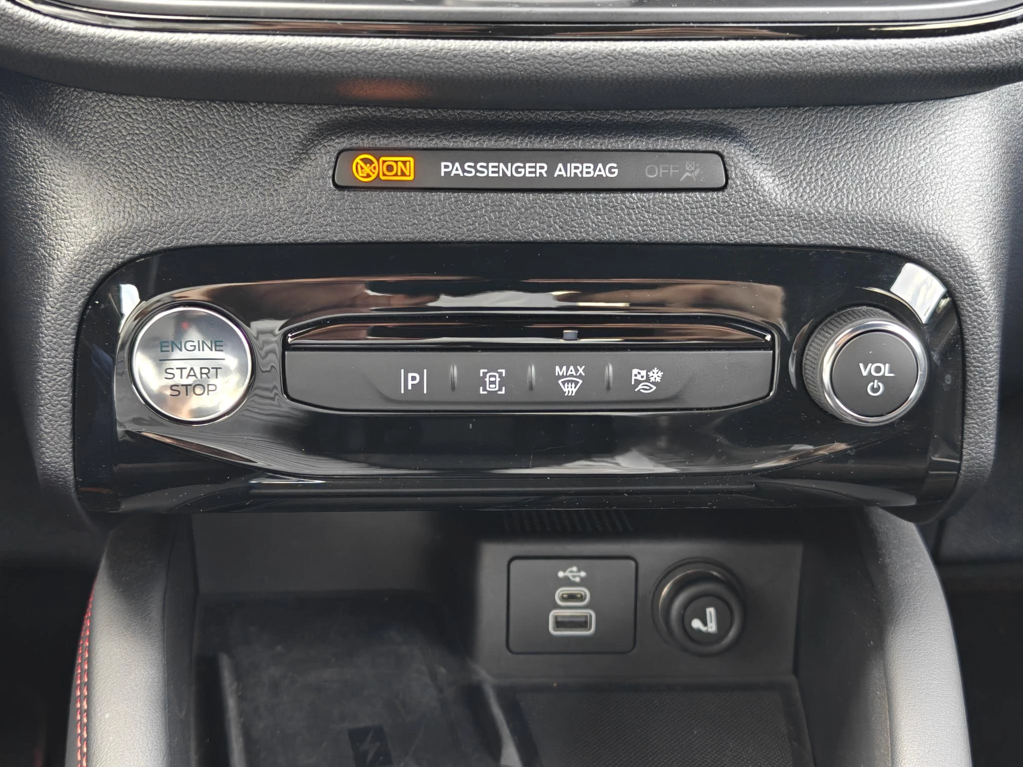 Ford-Kuga-image-14