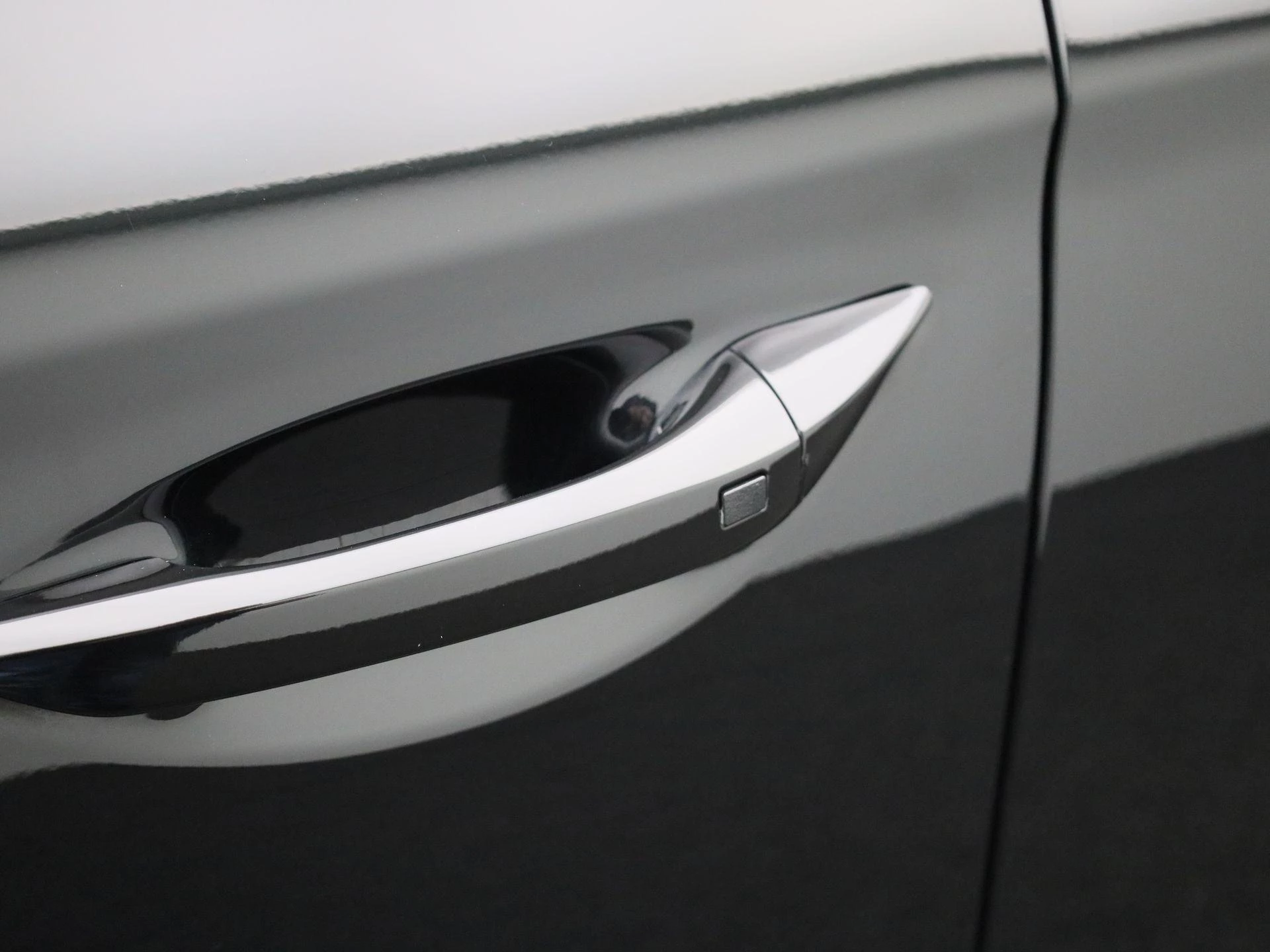 Hyundai-IONIQ-image-15
