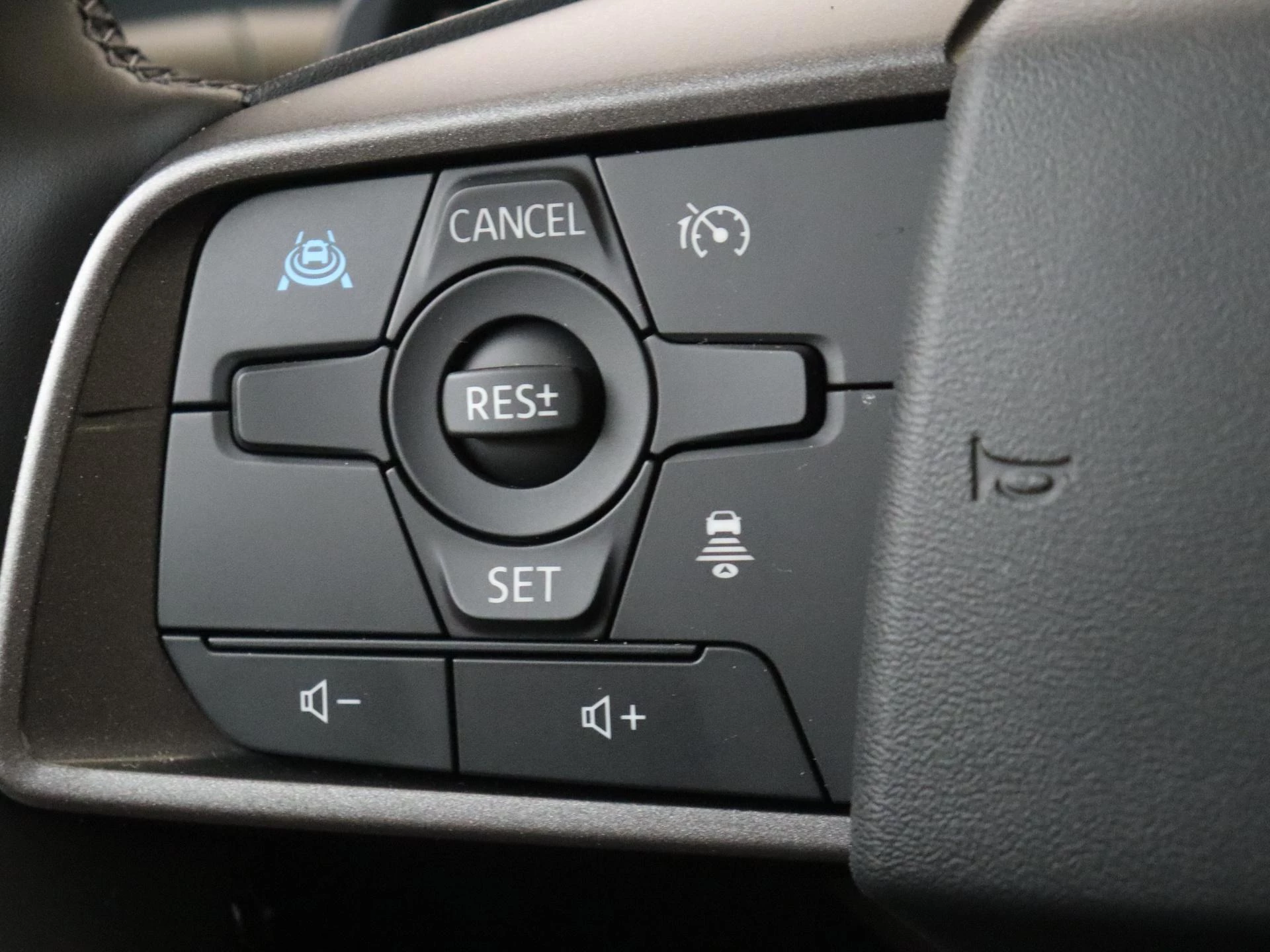 Nissan-Leaf-image-12