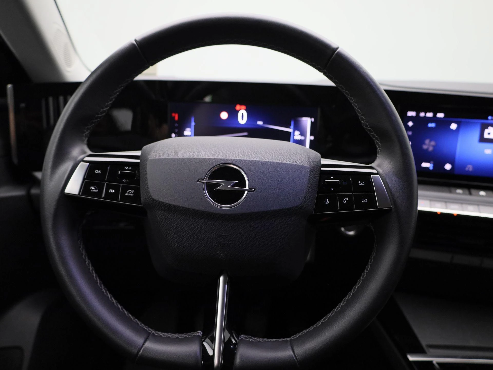 Opel-Astra-image-6