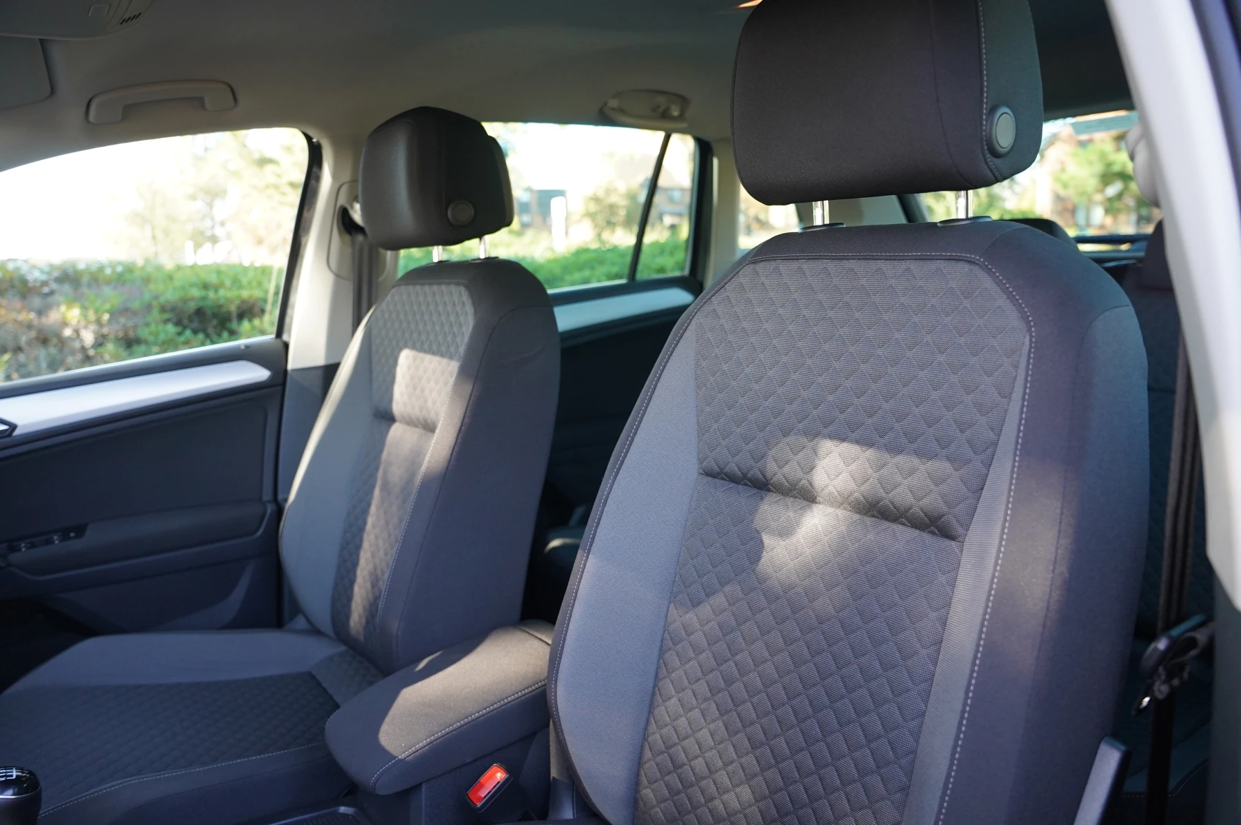 Volkswagen-Tiguan-image-29