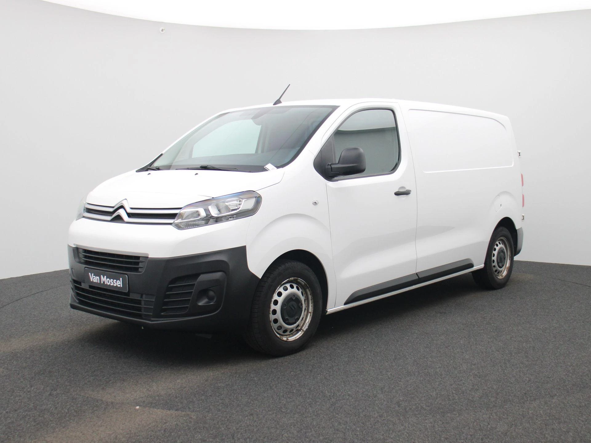 Citroën-Jumpy-image-0