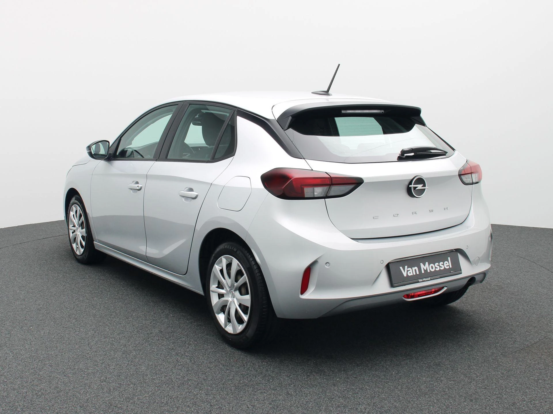 Opel-Corsa-image-1