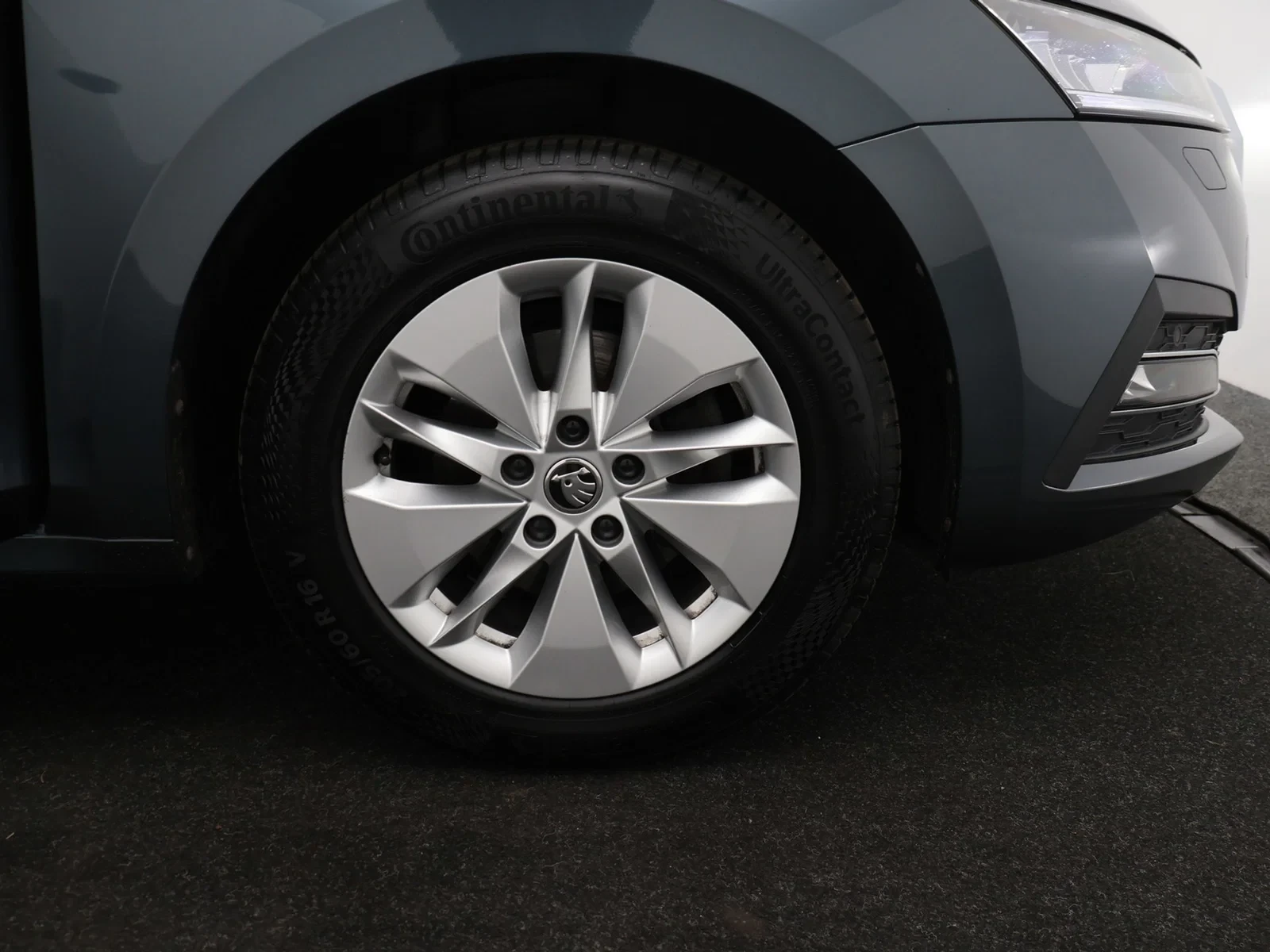 Škoda Octavia Combi Octavia Combi Clever 1.0TSI 110PK *TREKHAAK*VIRTUAL COCKPIT*CAMERA*NAVI*SFEERVERLICHTING*PDC*...*