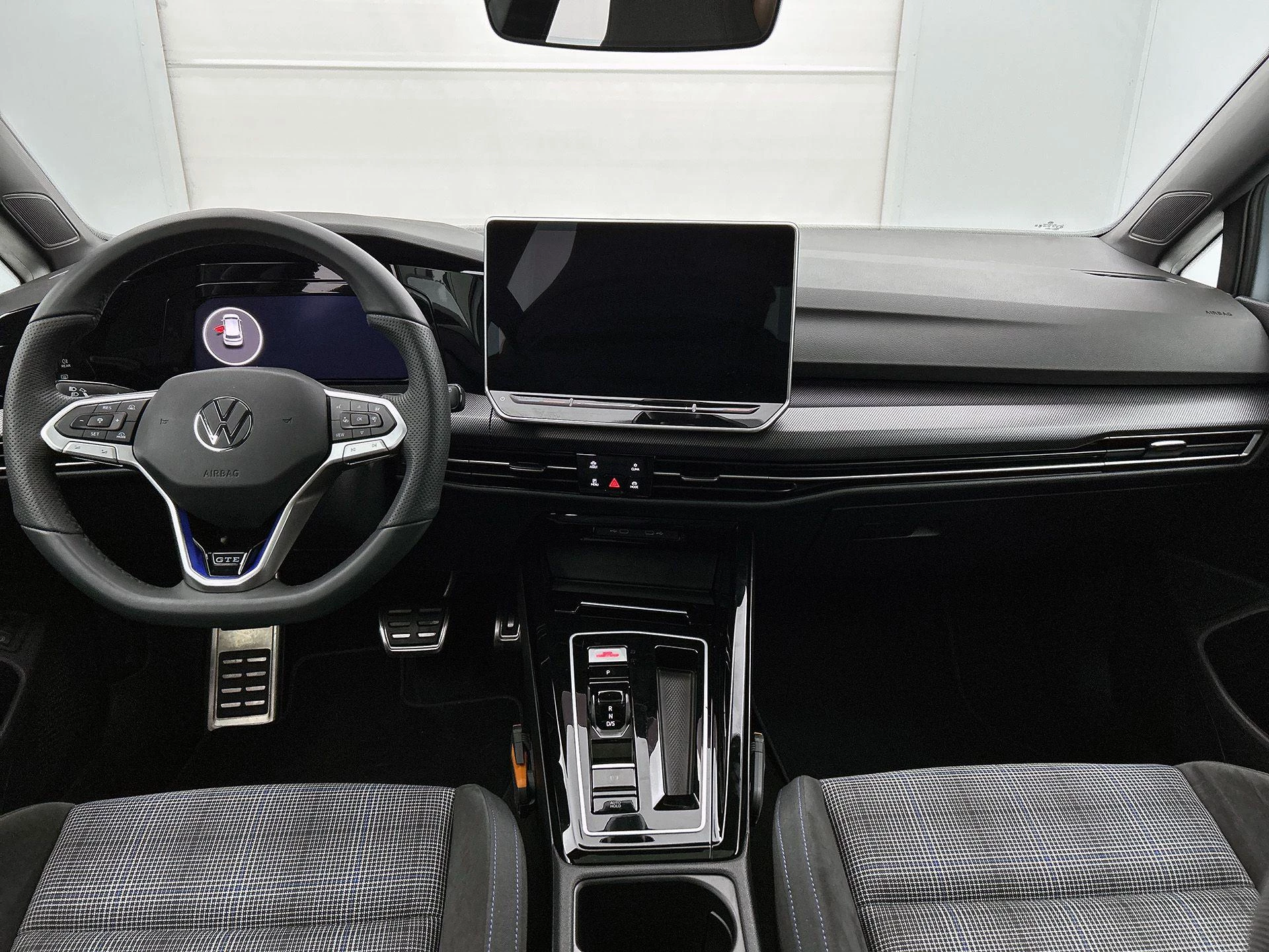 Volkswagen-Golf-image-20