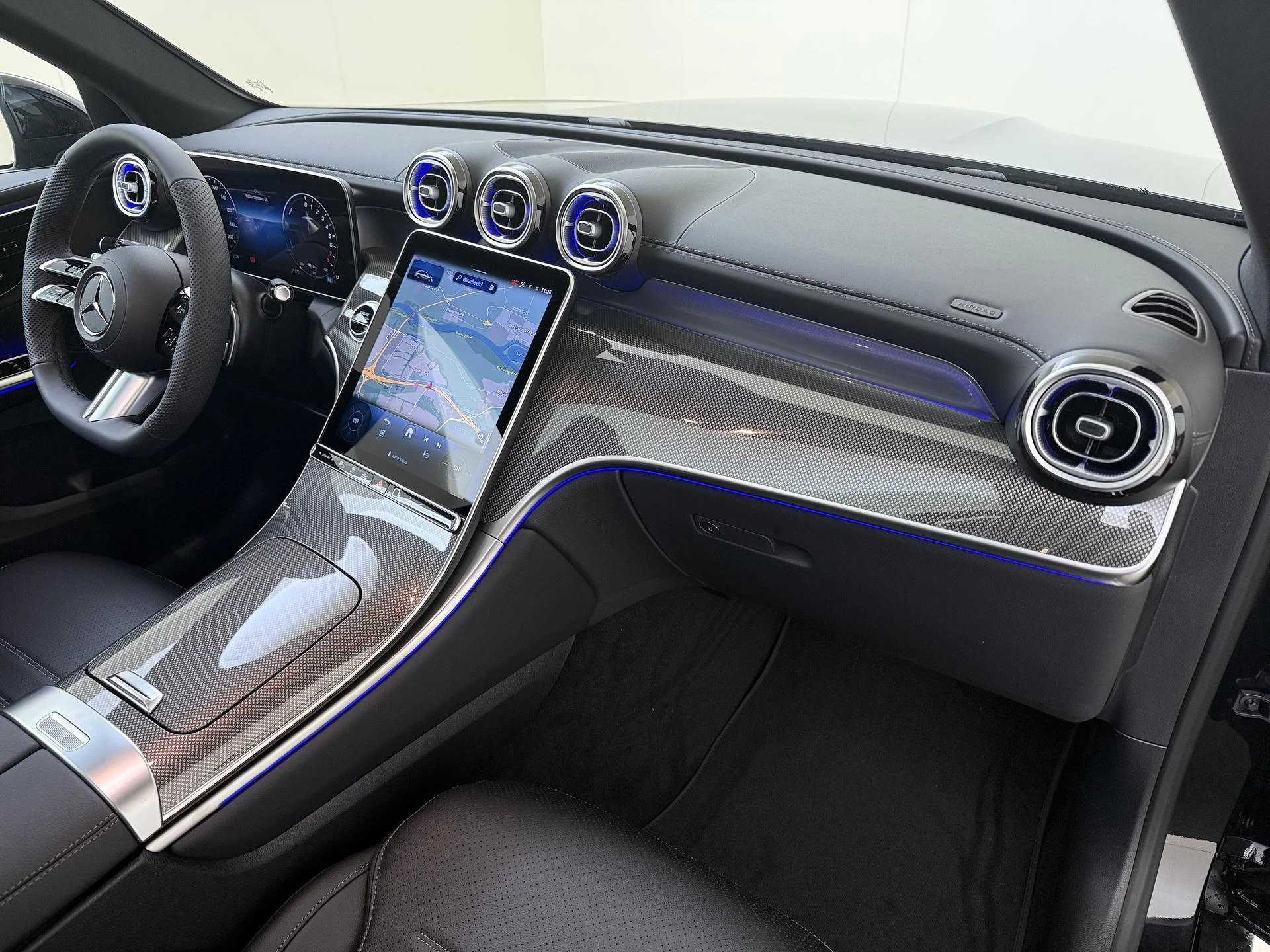 Mercedes-Benz-GLC-image-4