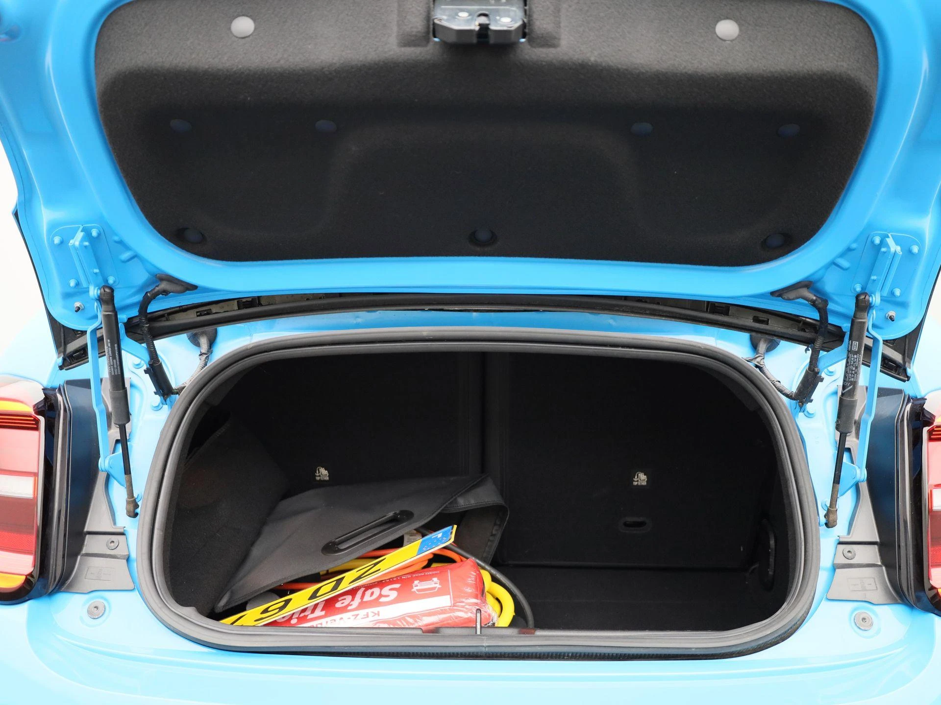 Fiat-500C-image-16