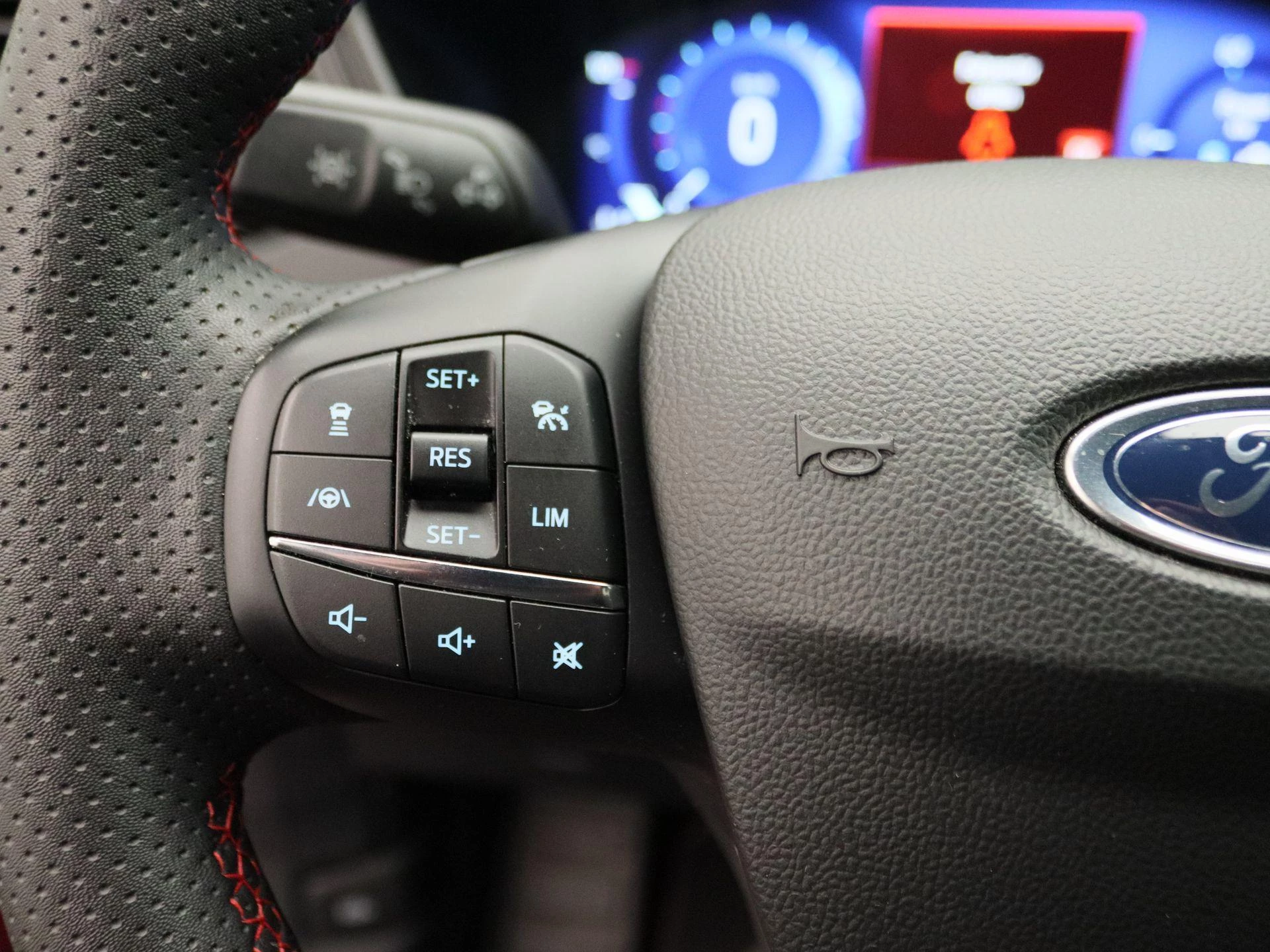 Ford-Kuga-image-21