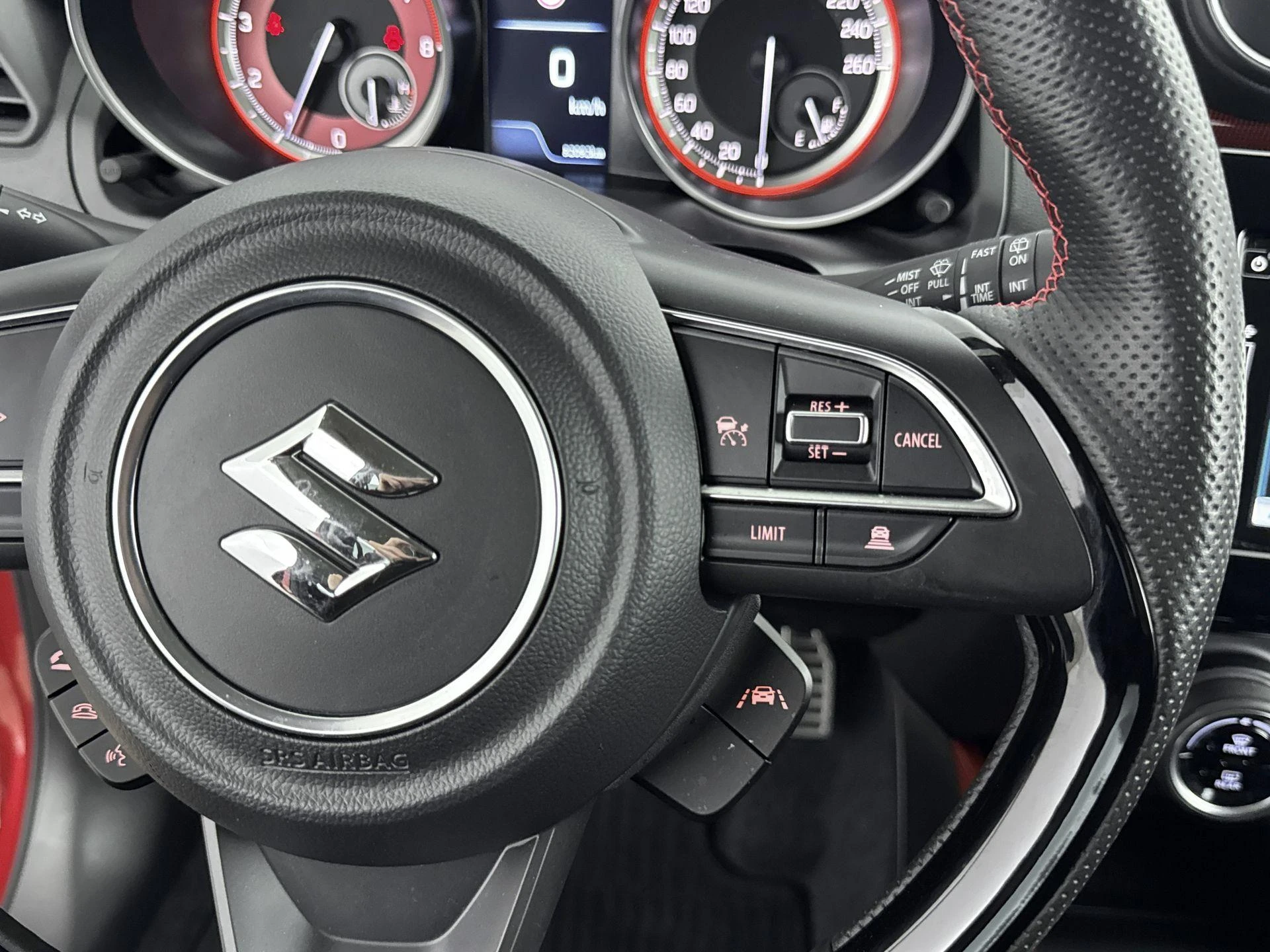 Suzuki-Swift-image-15