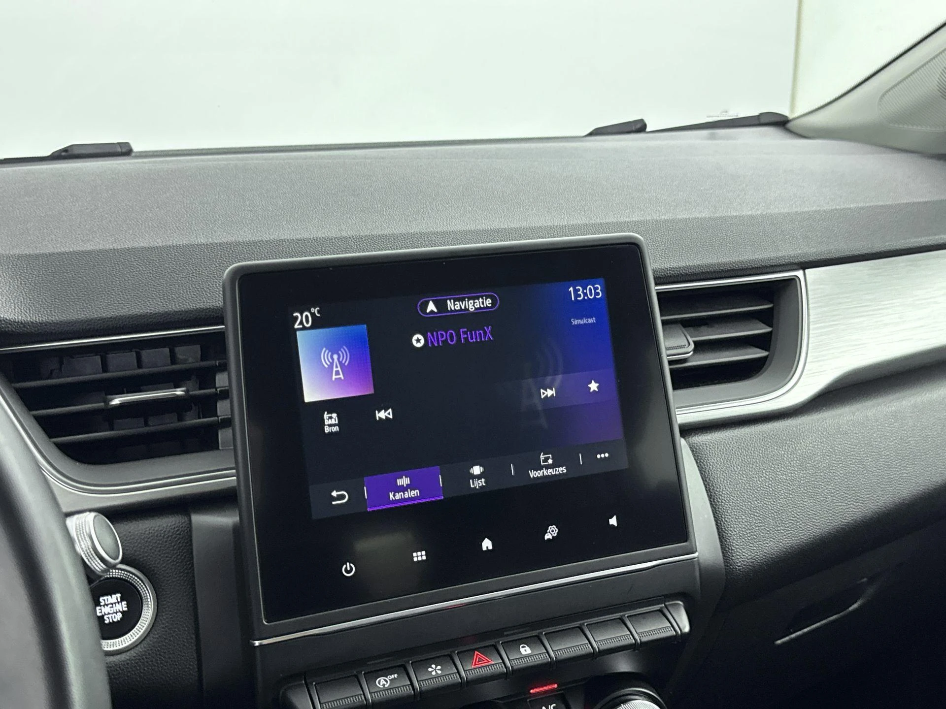 Renault-Captur-image-6