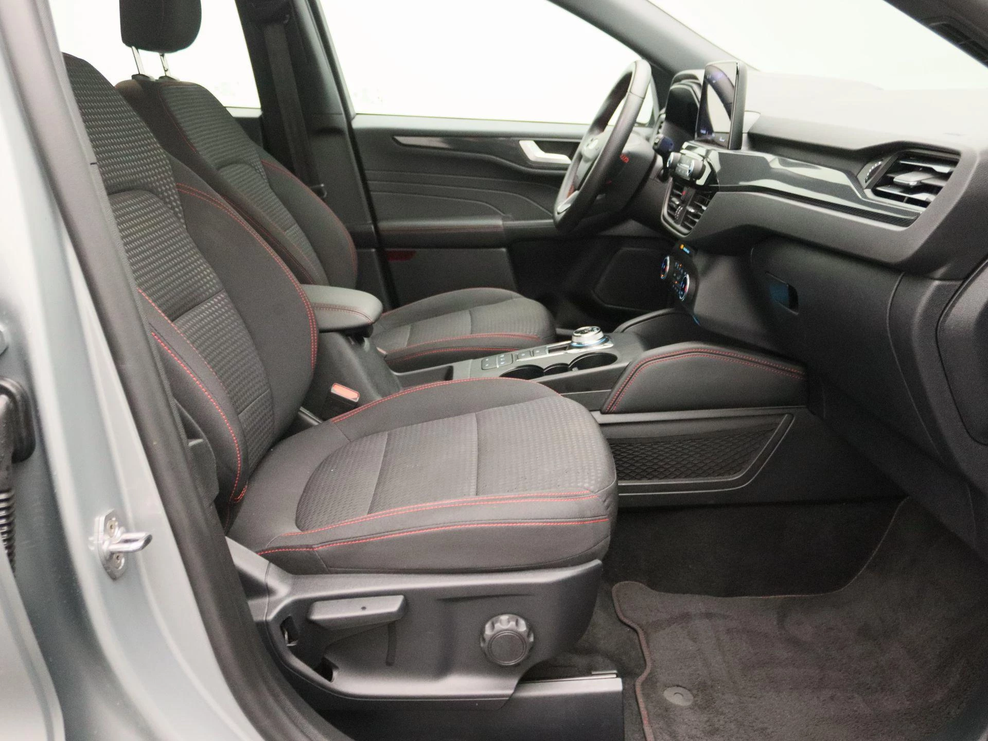 Ford-Kuga-image-24