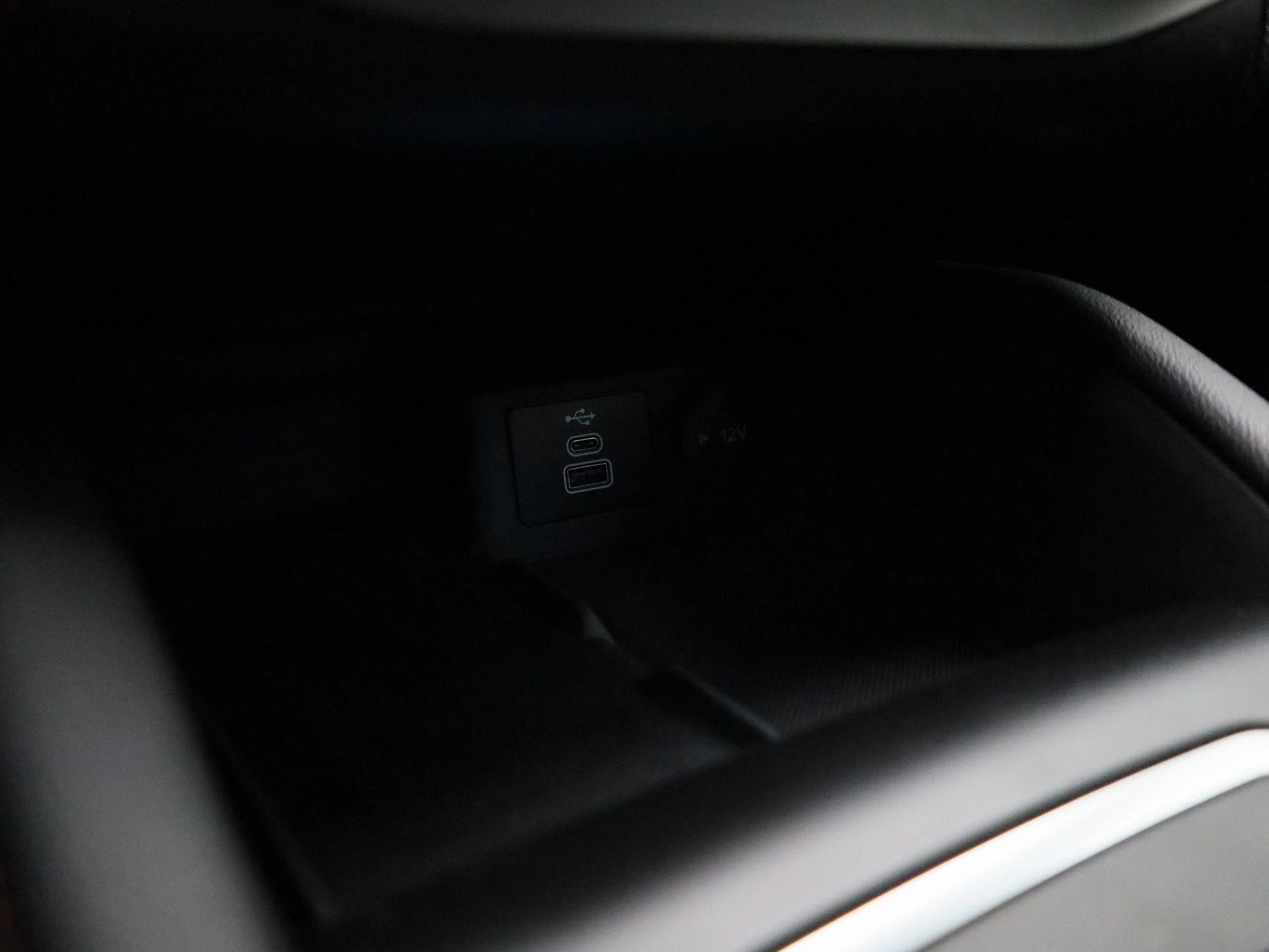 Ford Focus Wagon 1.0 EcoBoost Hybrid ST Line X