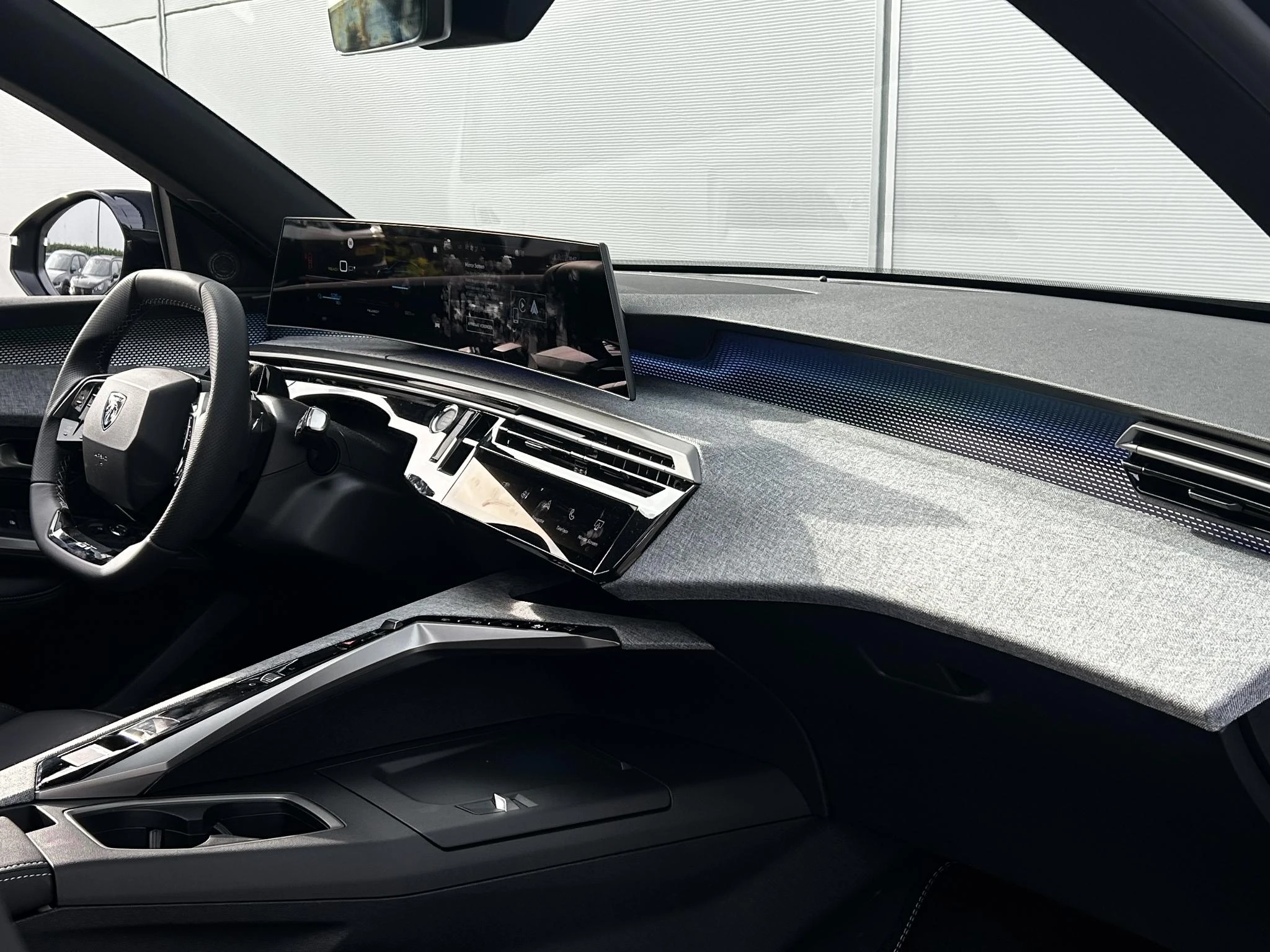 Peugeot-e-3008-image-30