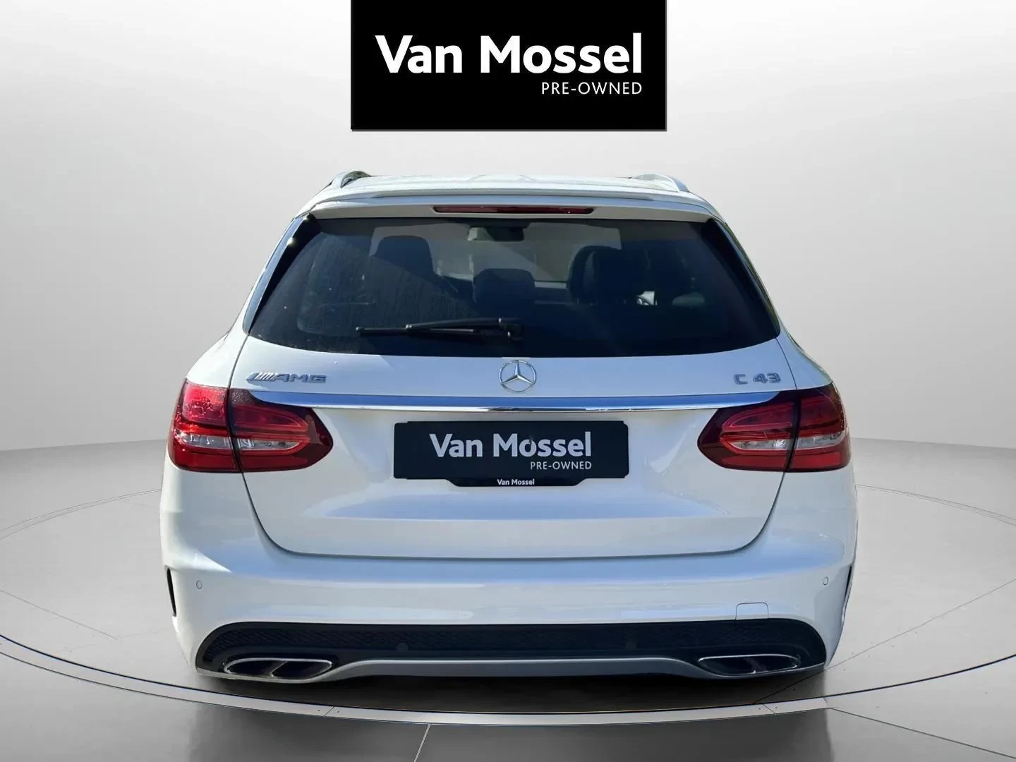 Mercedes-Benz-C-Klasse-image-5