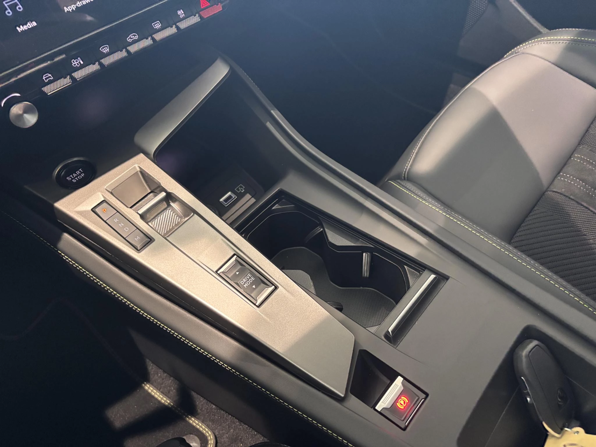 Peugeot-308-image-18