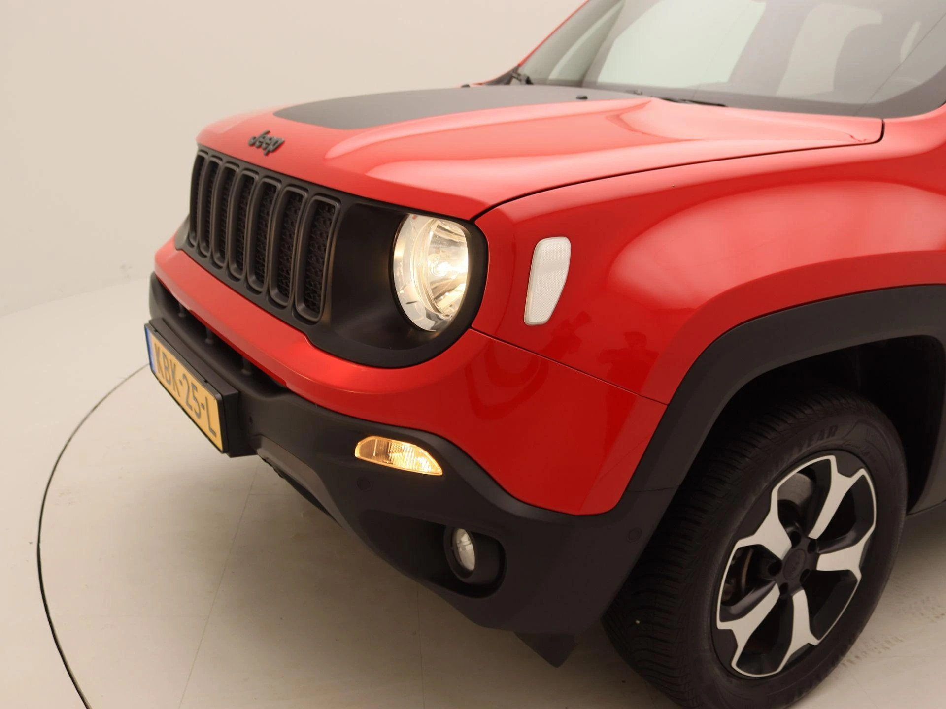 Jeep-Renegade-image-15