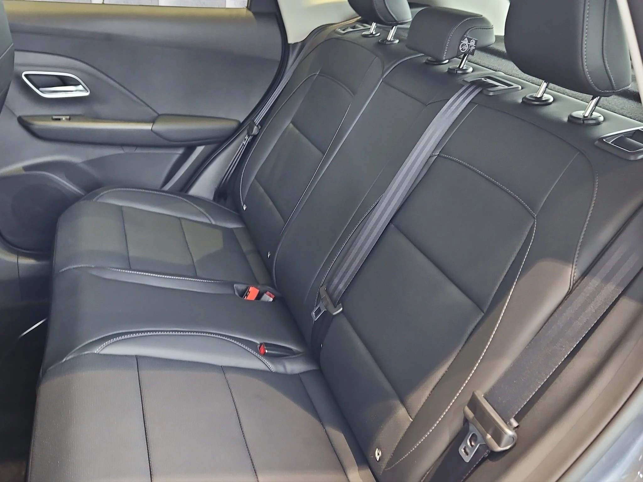 MG ZS Luxury 1.5 Hybrid+ Sports Utility Vehicle. 145 kW. 5-türig