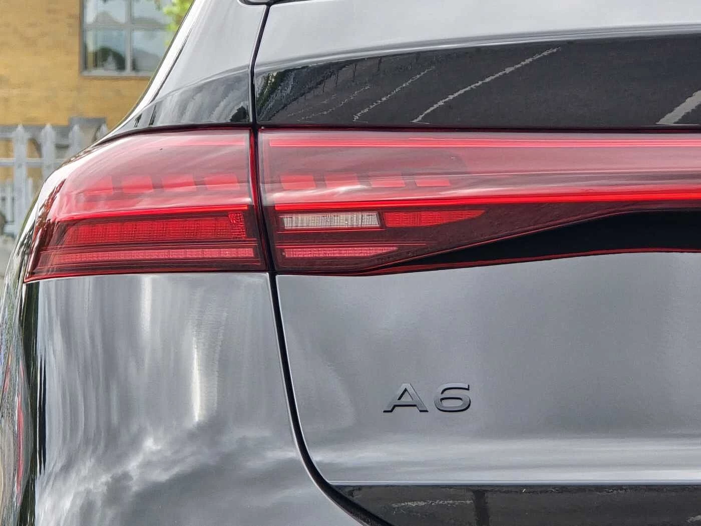 Audi-A6 Avant e-tron-image-36