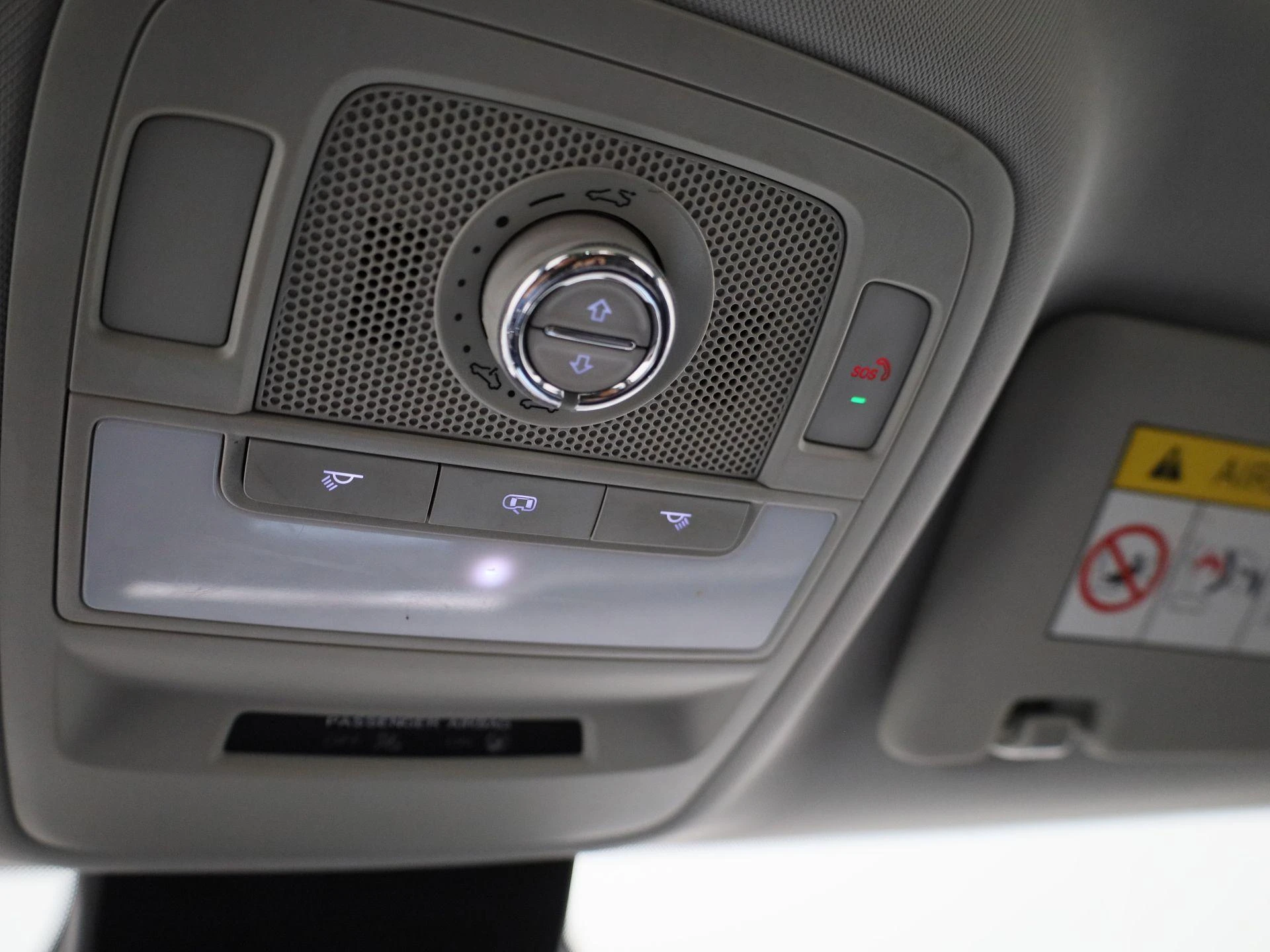 MG-ZS EV-image-25