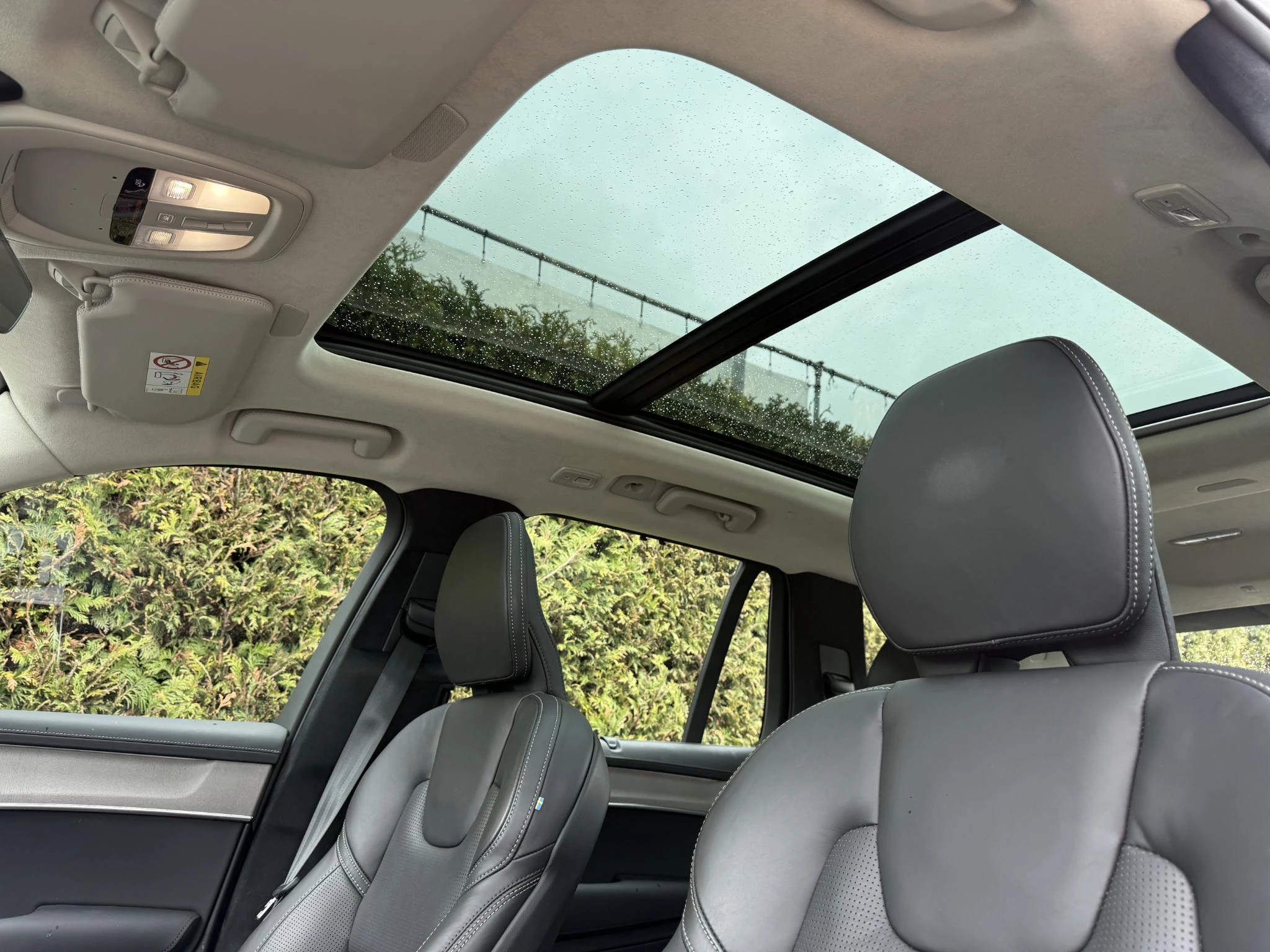 Volvo XC90 T8 Plug-in hybrid AWD Ultra Dark