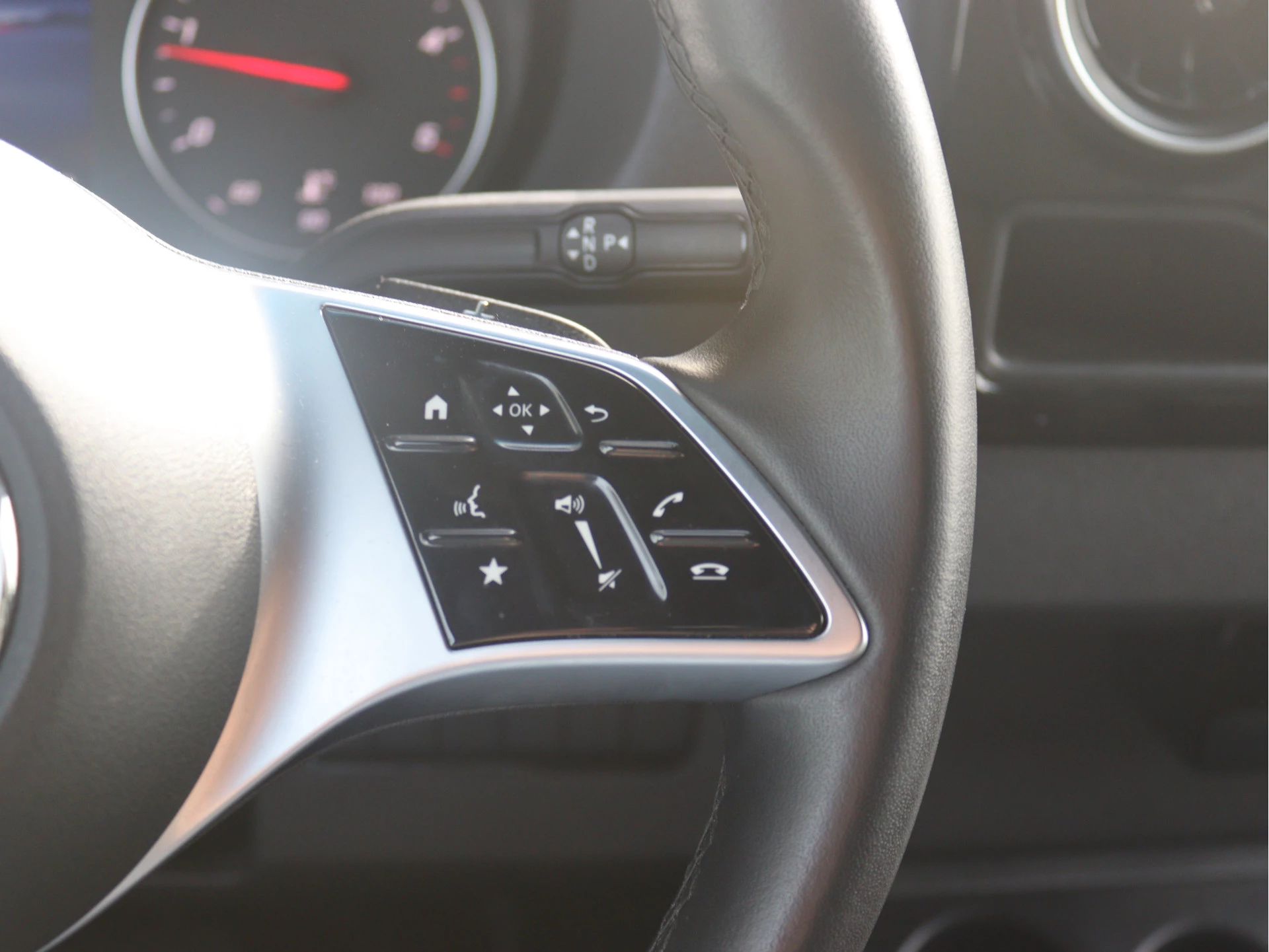 Mercedes-Benz-Sprinter-image-8