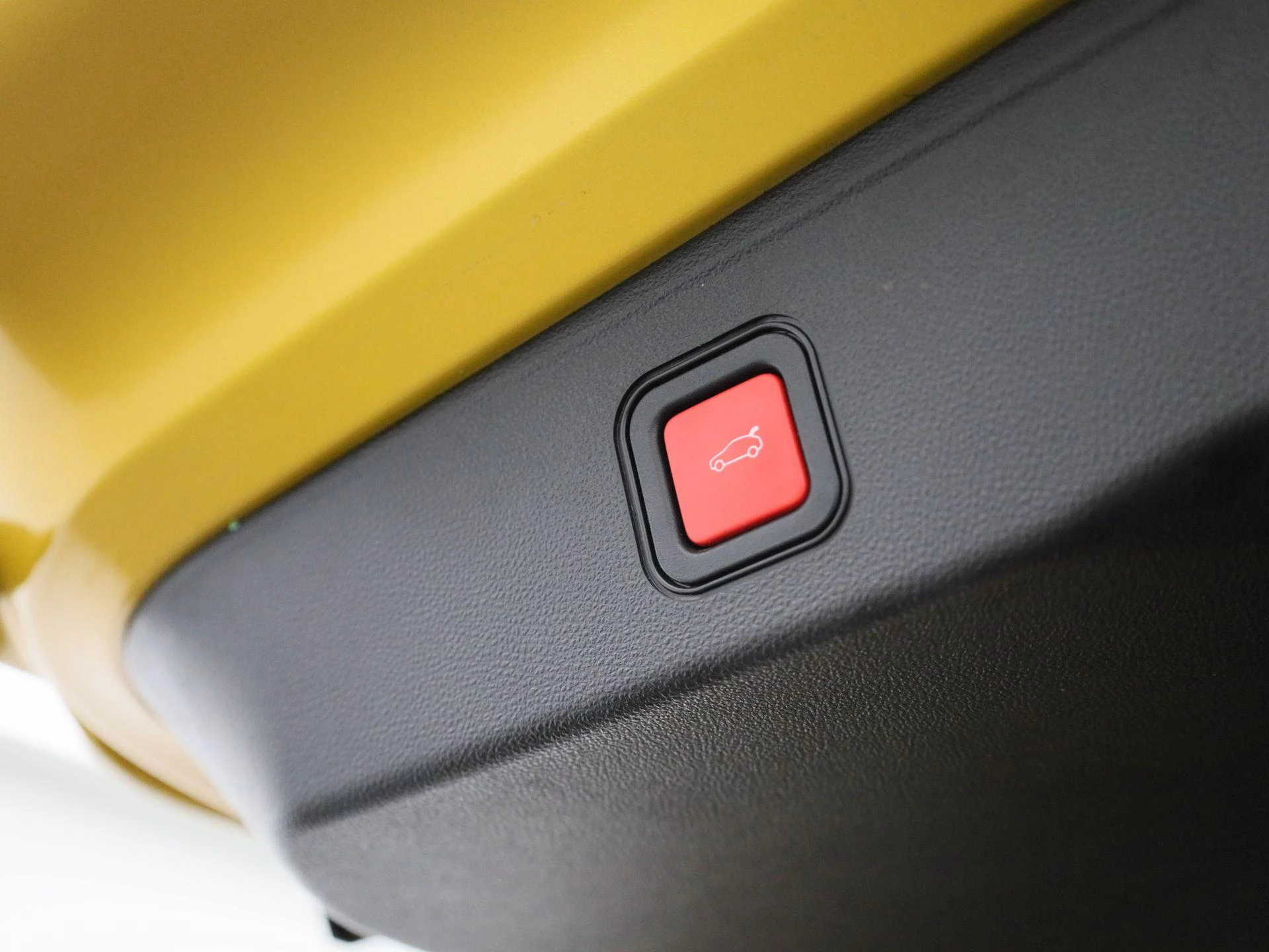 Jeep-Avenger-image-11