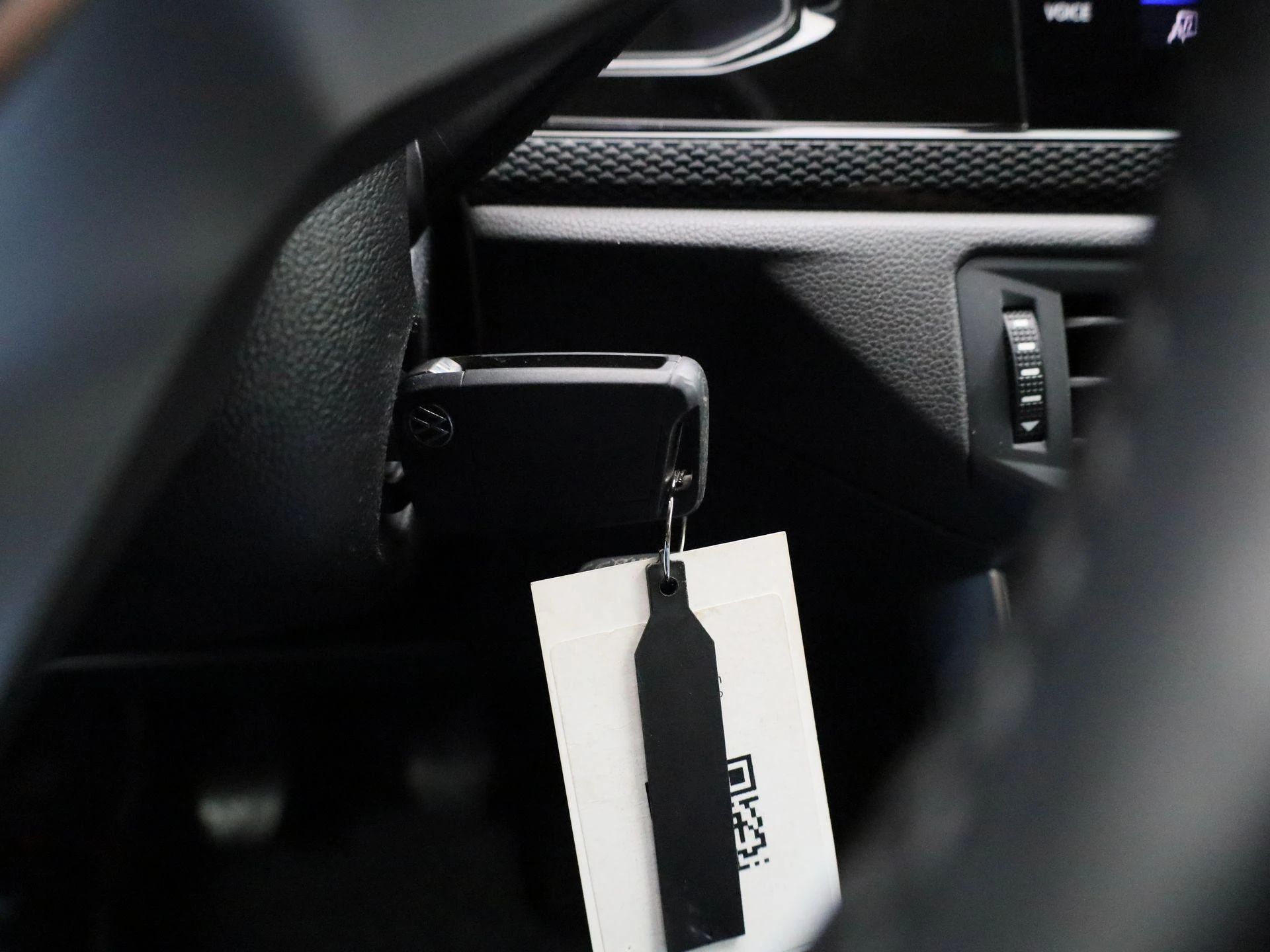 Volkswagen-Polo-image-20