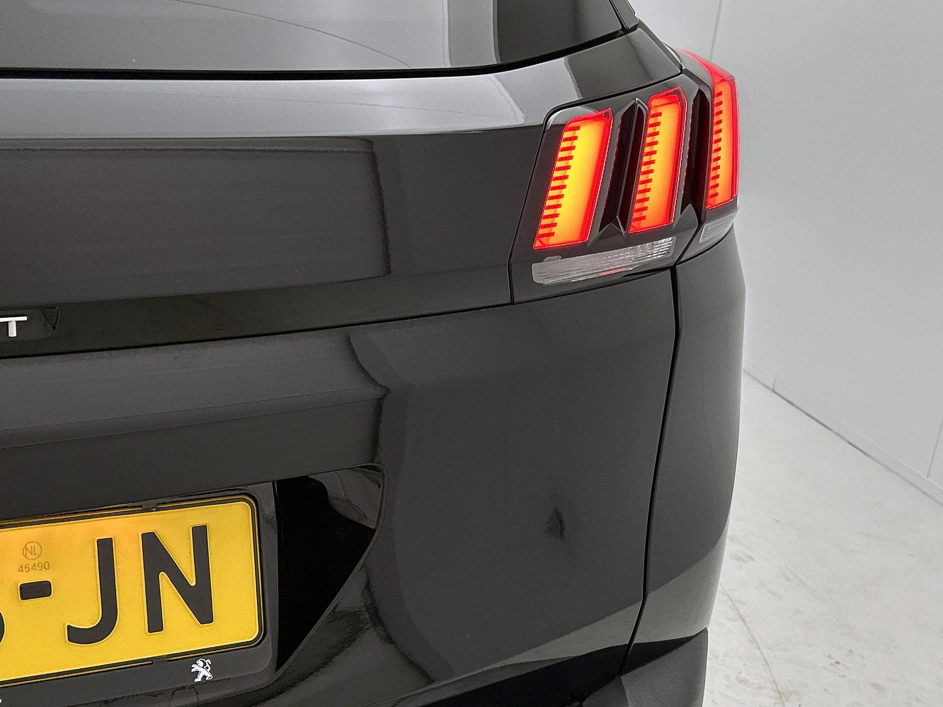 Peugeot-3008-image-12