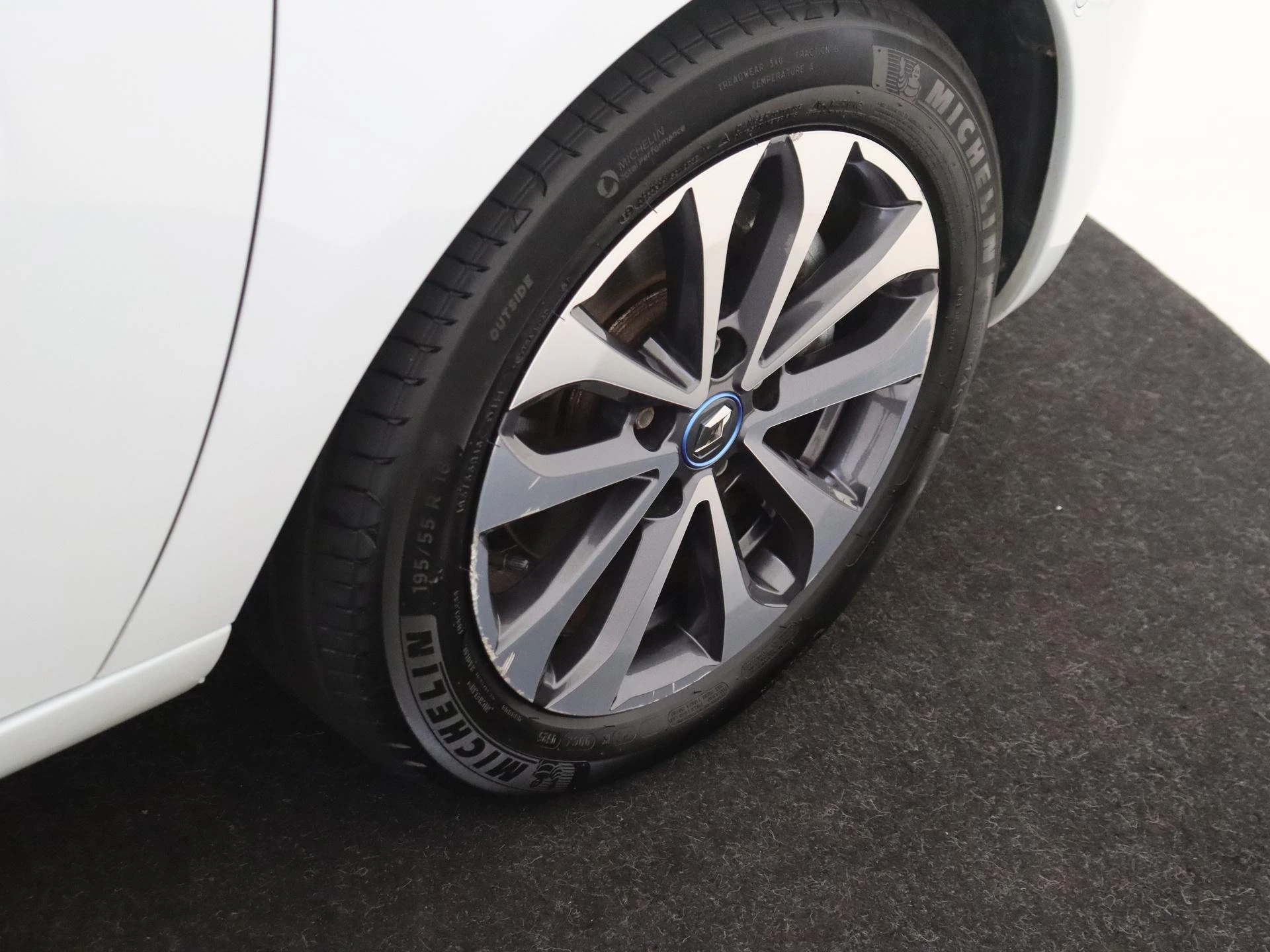Renault-ZOE-image-27