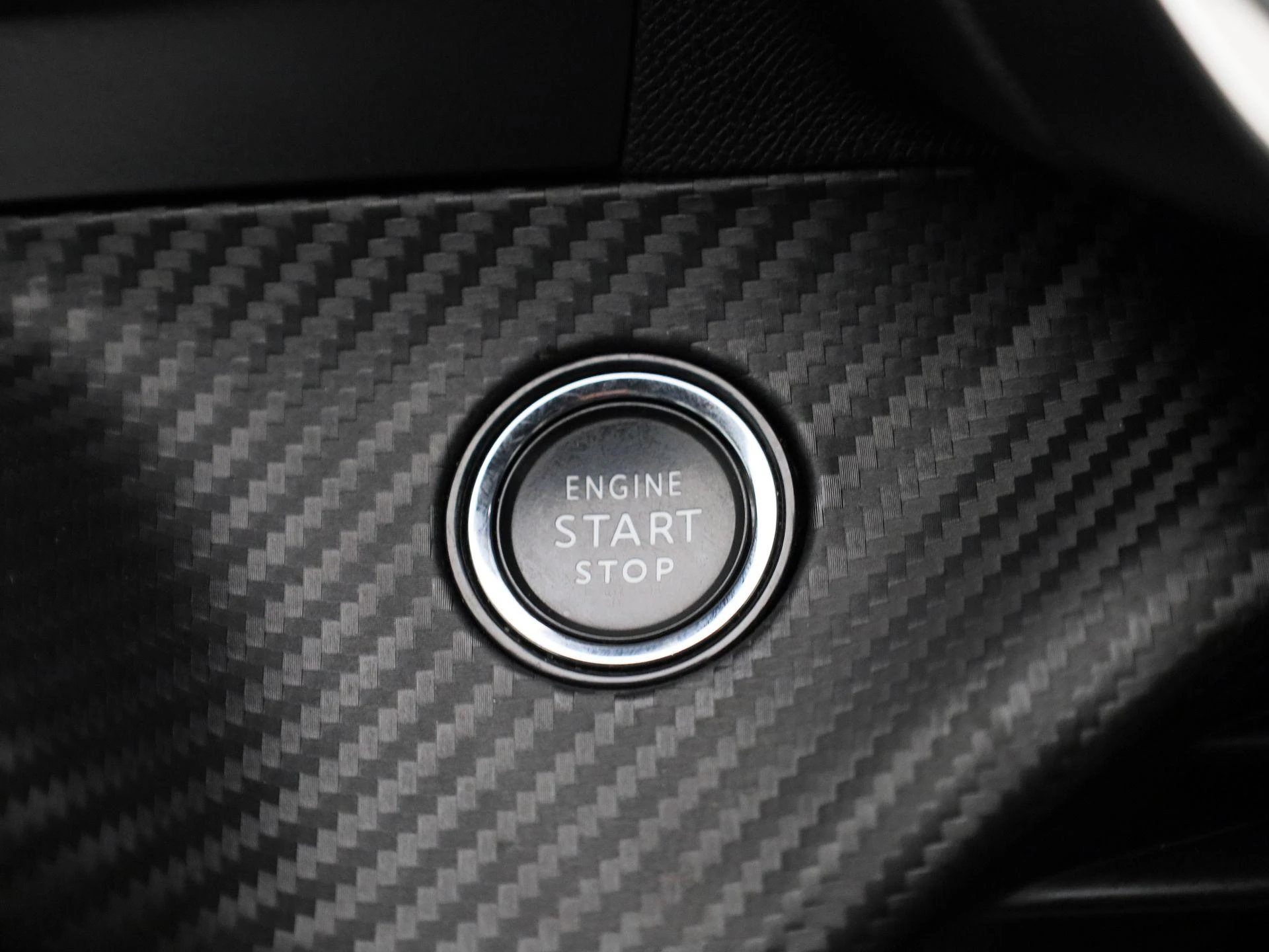 Peugeot e-2008 e-2008 Active Pack