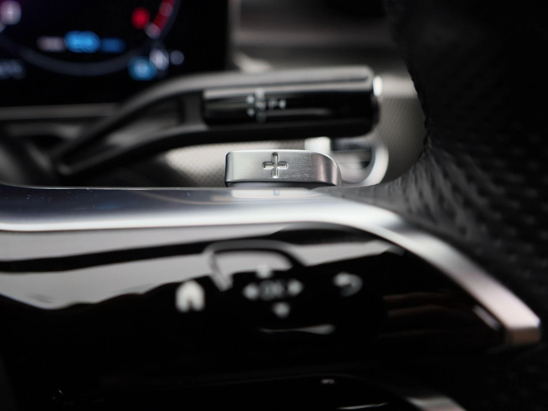 Mercedes-Benz-C-Klasse-image-22