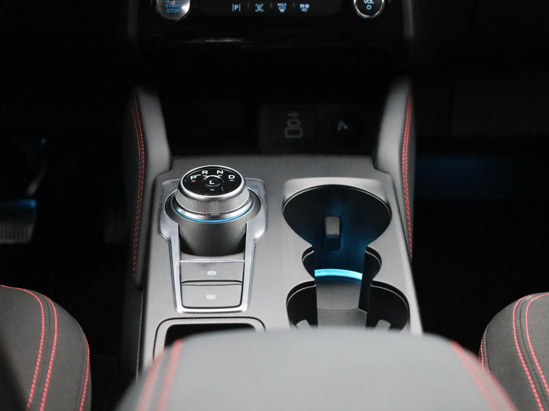 Ford-Kuga-image-9