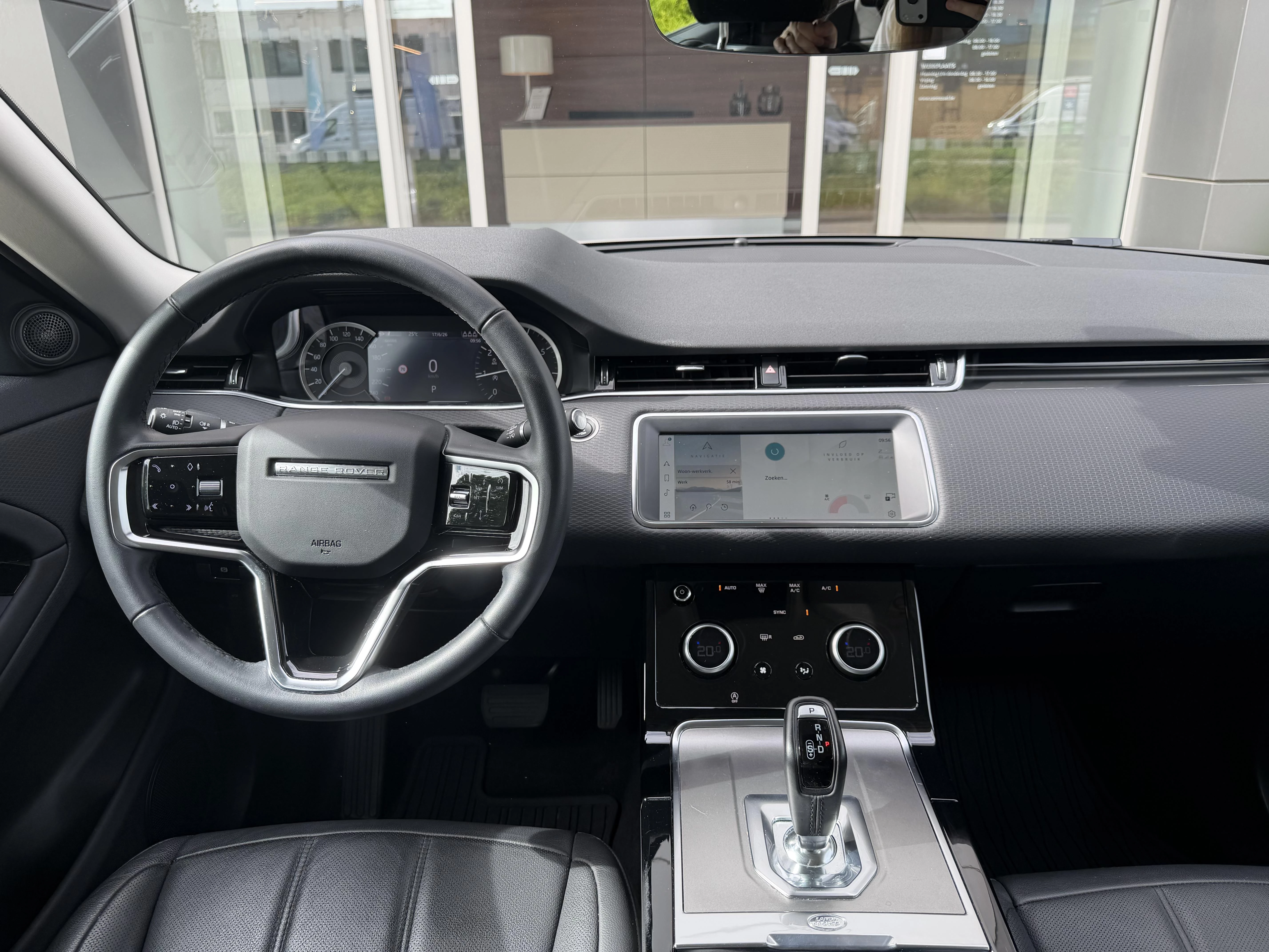 Land Rover Range Rover Evoque P160 S FWD Auto. 23MY