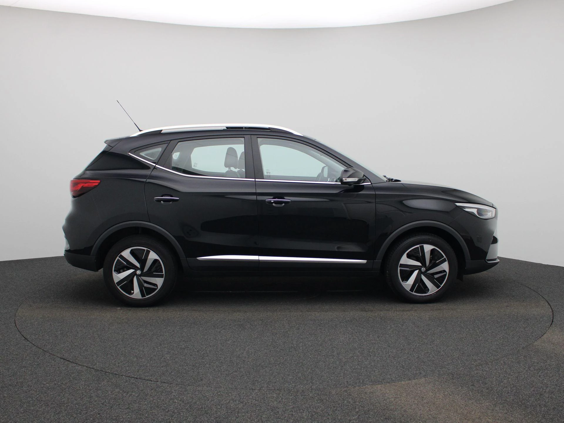 MG-ZS EV-image-5