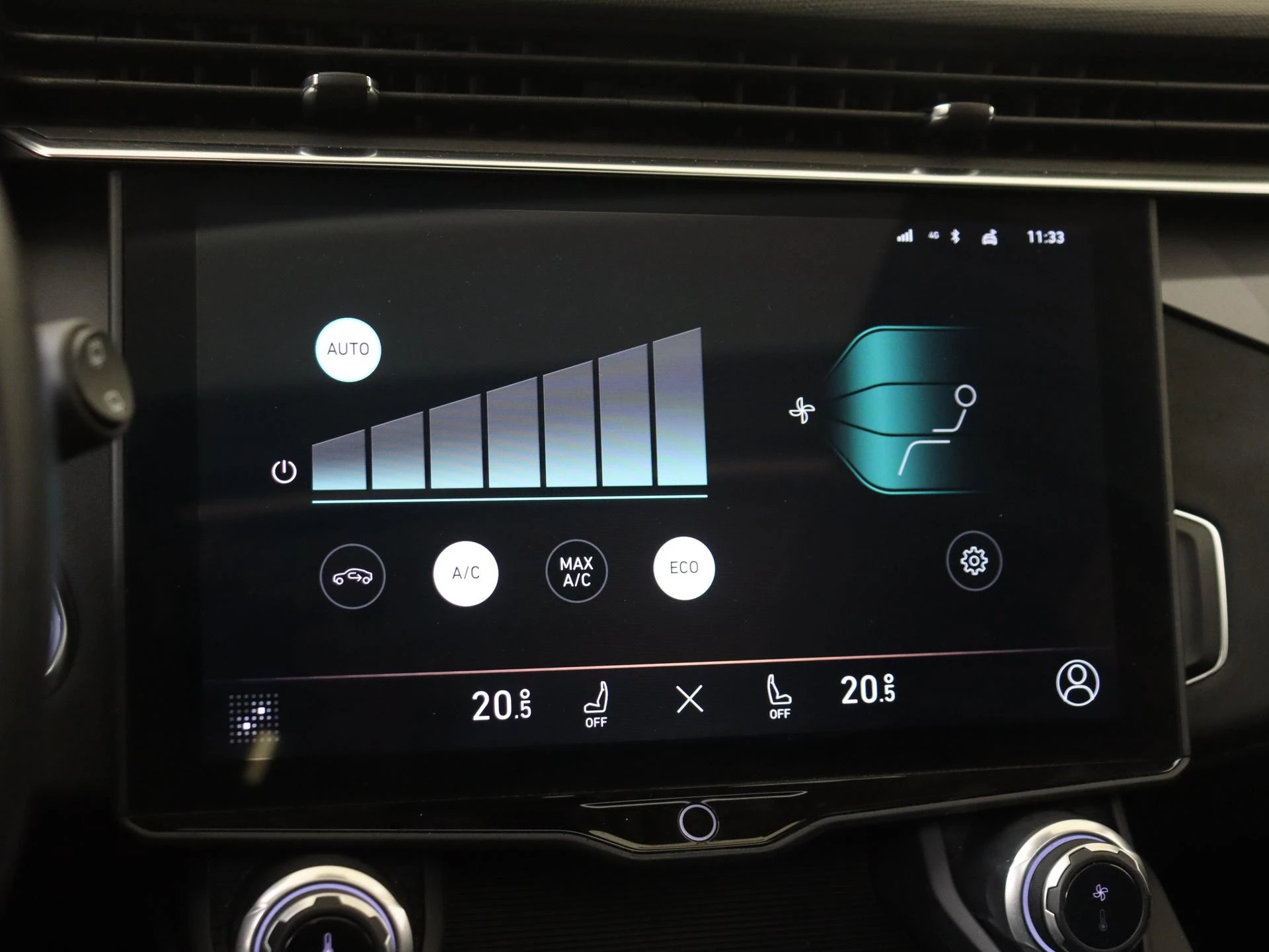 Lynk & Co-01-image-16