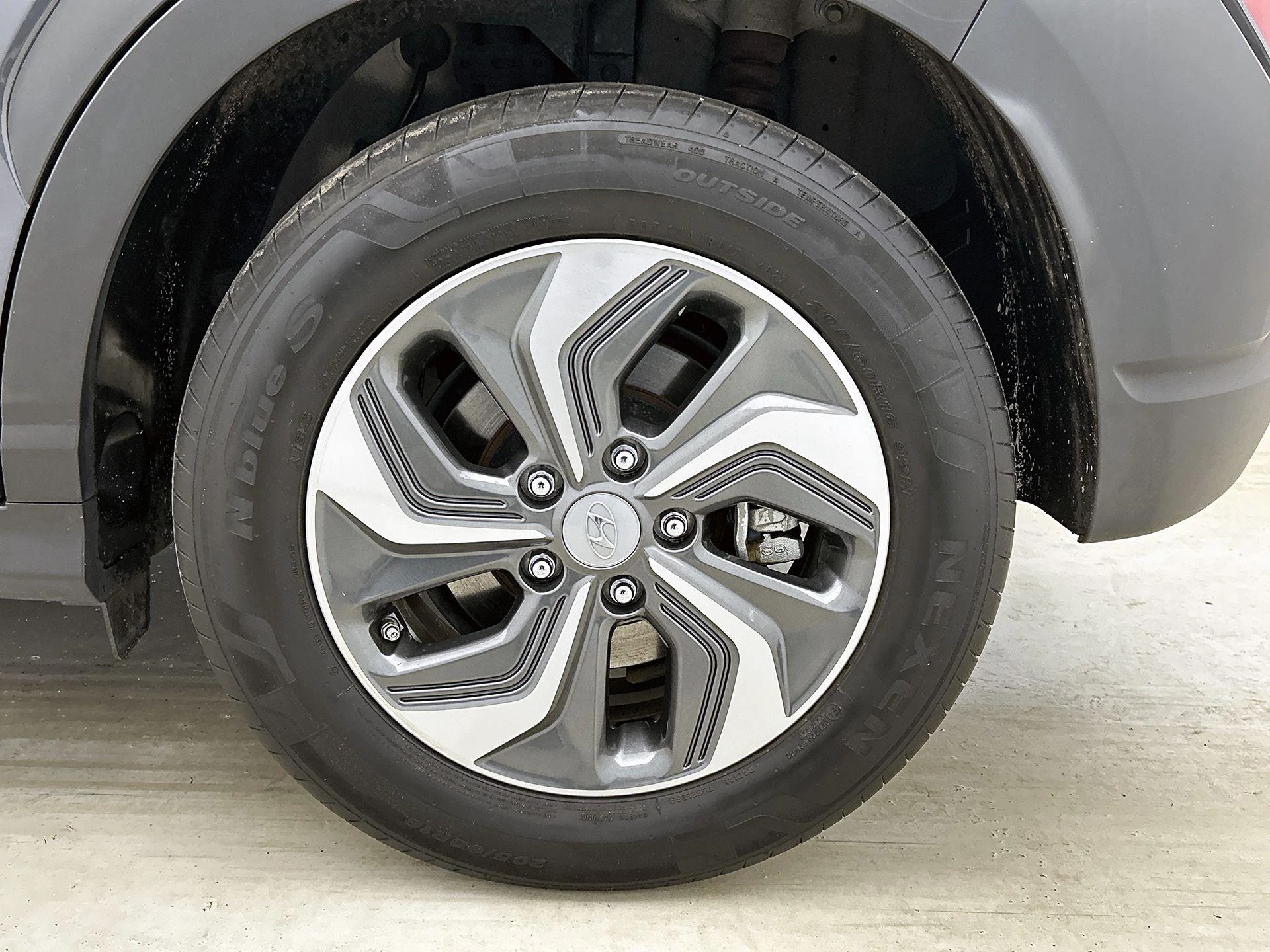 Hyundai-Kona-image-35