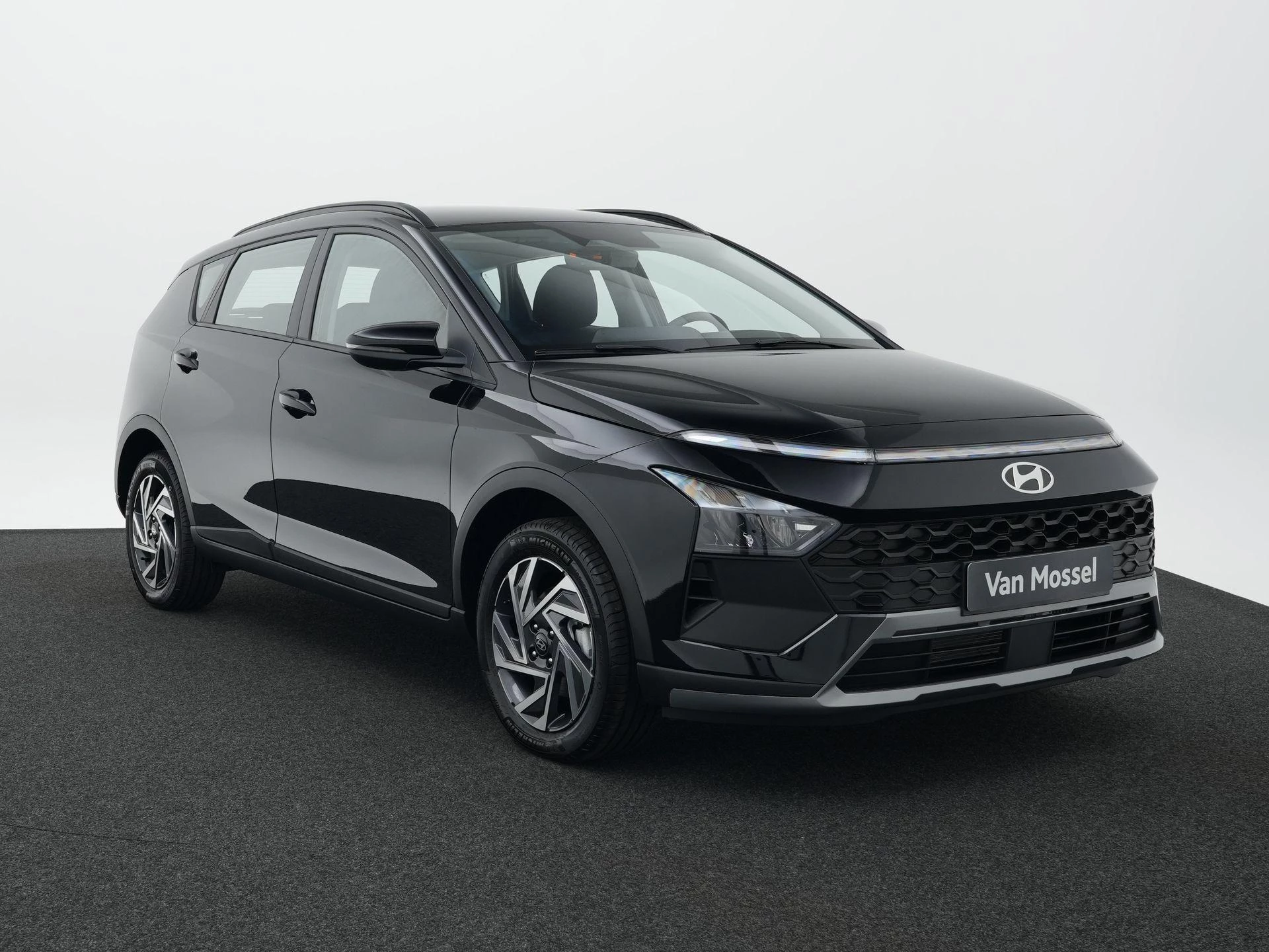 Hyundai-Bayon-image-12