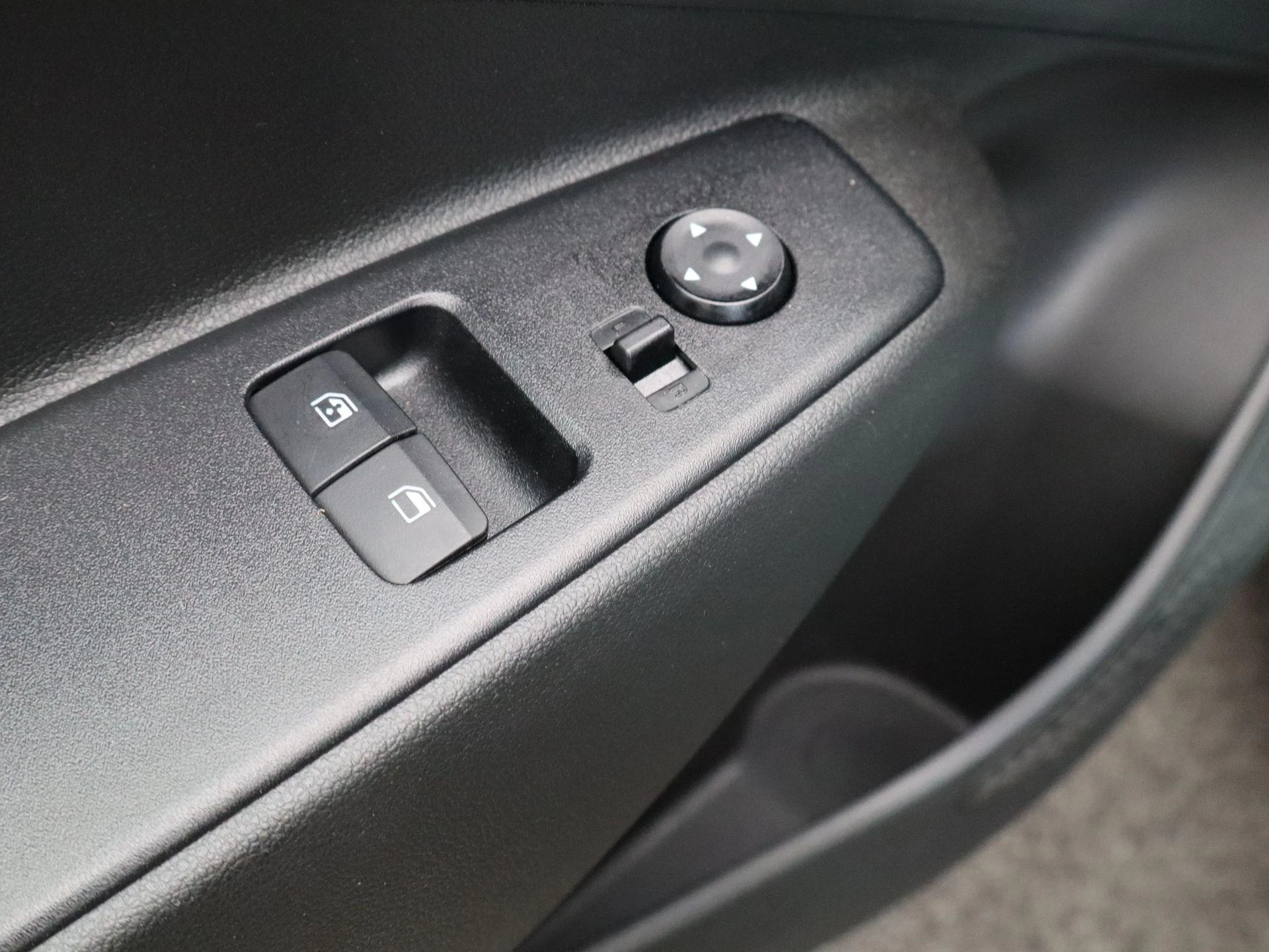 Hyundai-i10-image-25