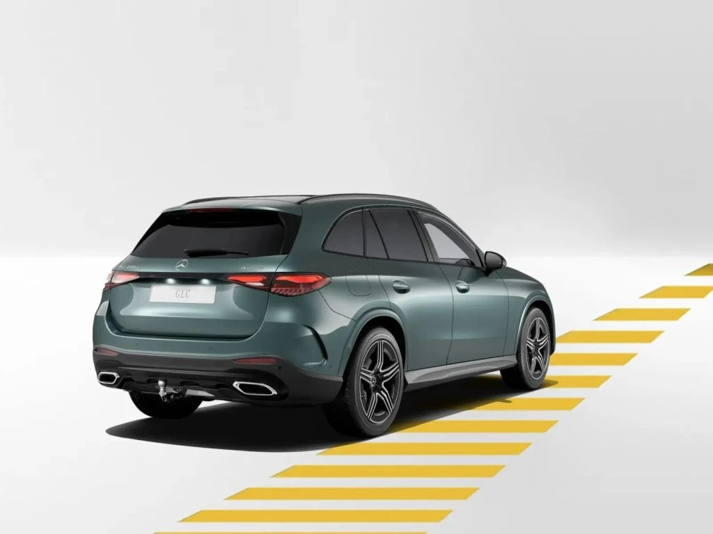 Mercedes-Benz-GLC 220 d-image-6