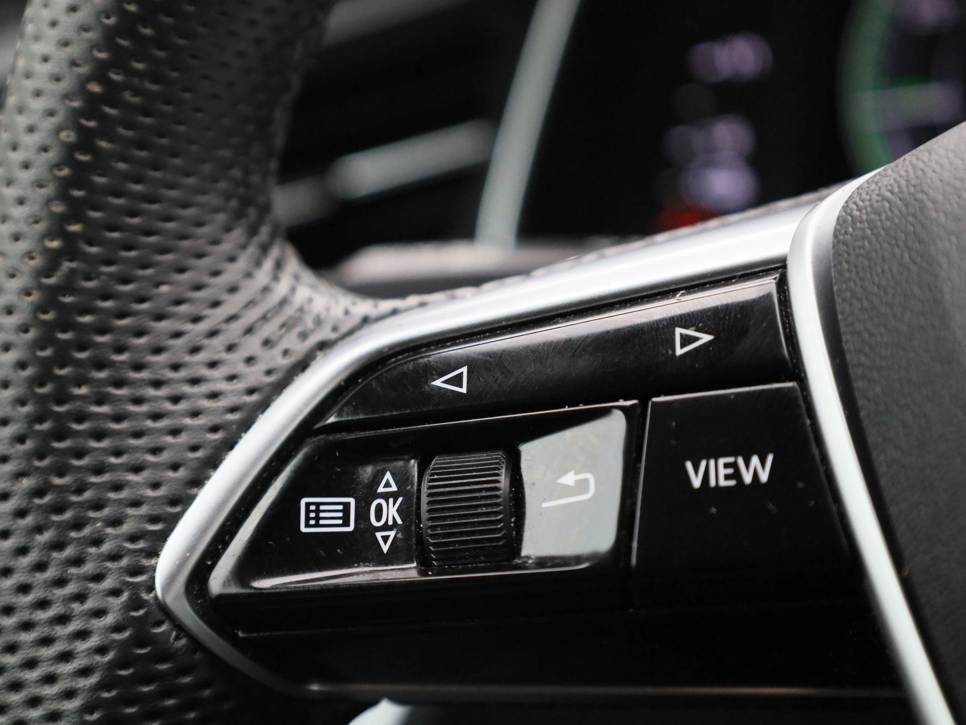 Audi-A6-image-19