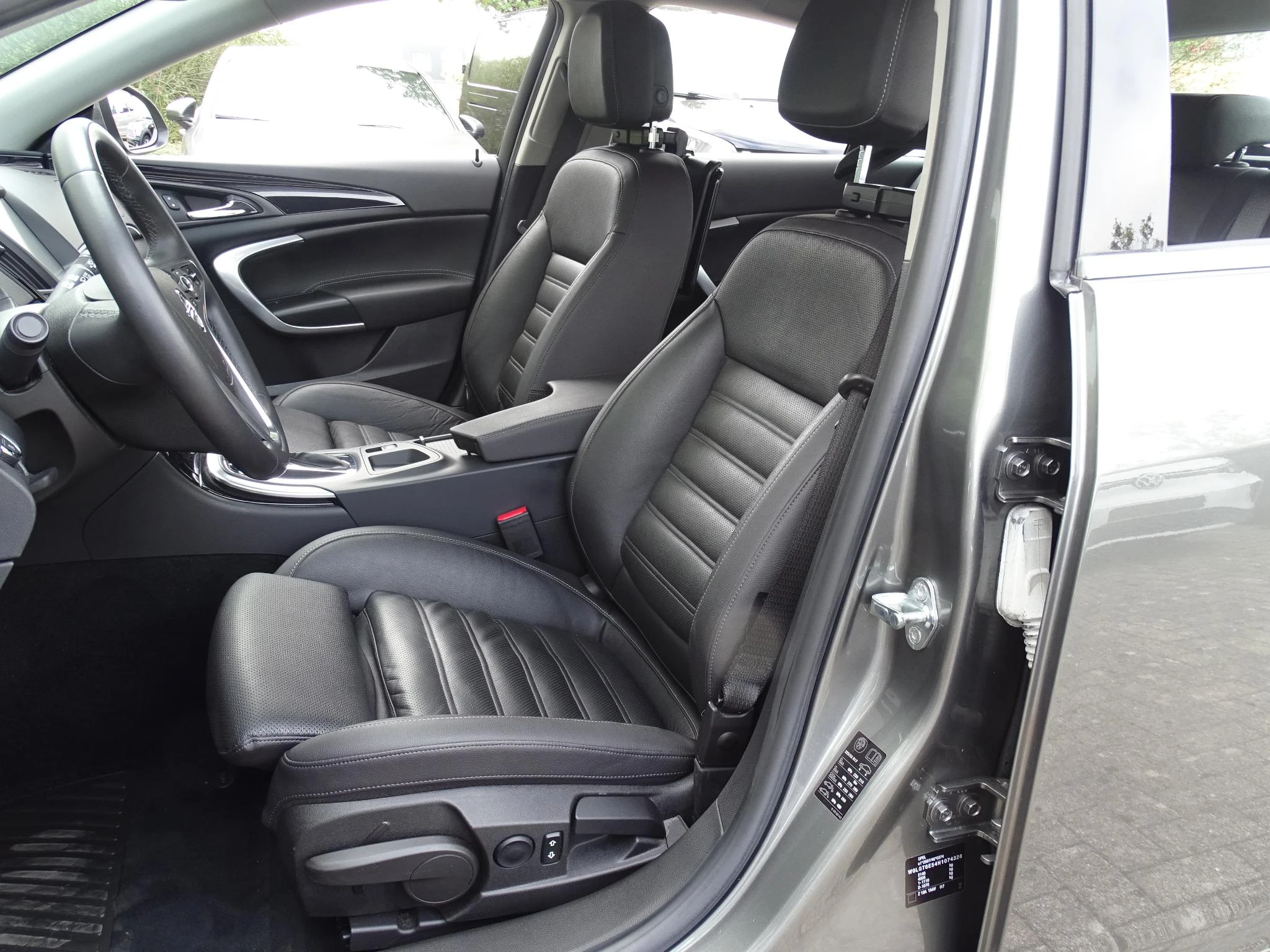 Opel-Insignia-image-11