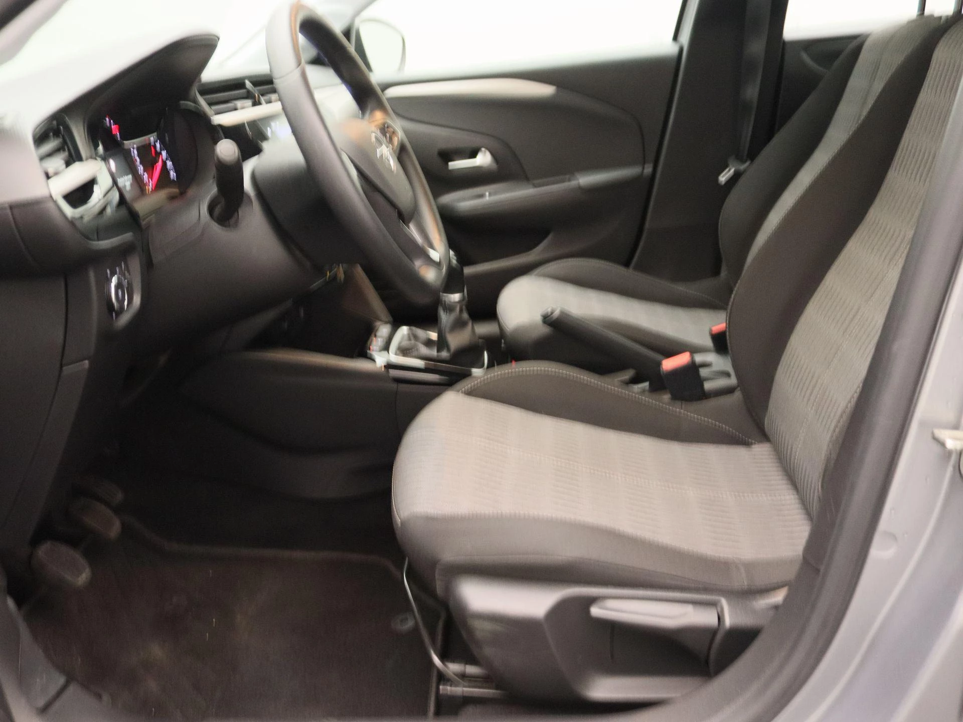 Opel-Corsa-image-12