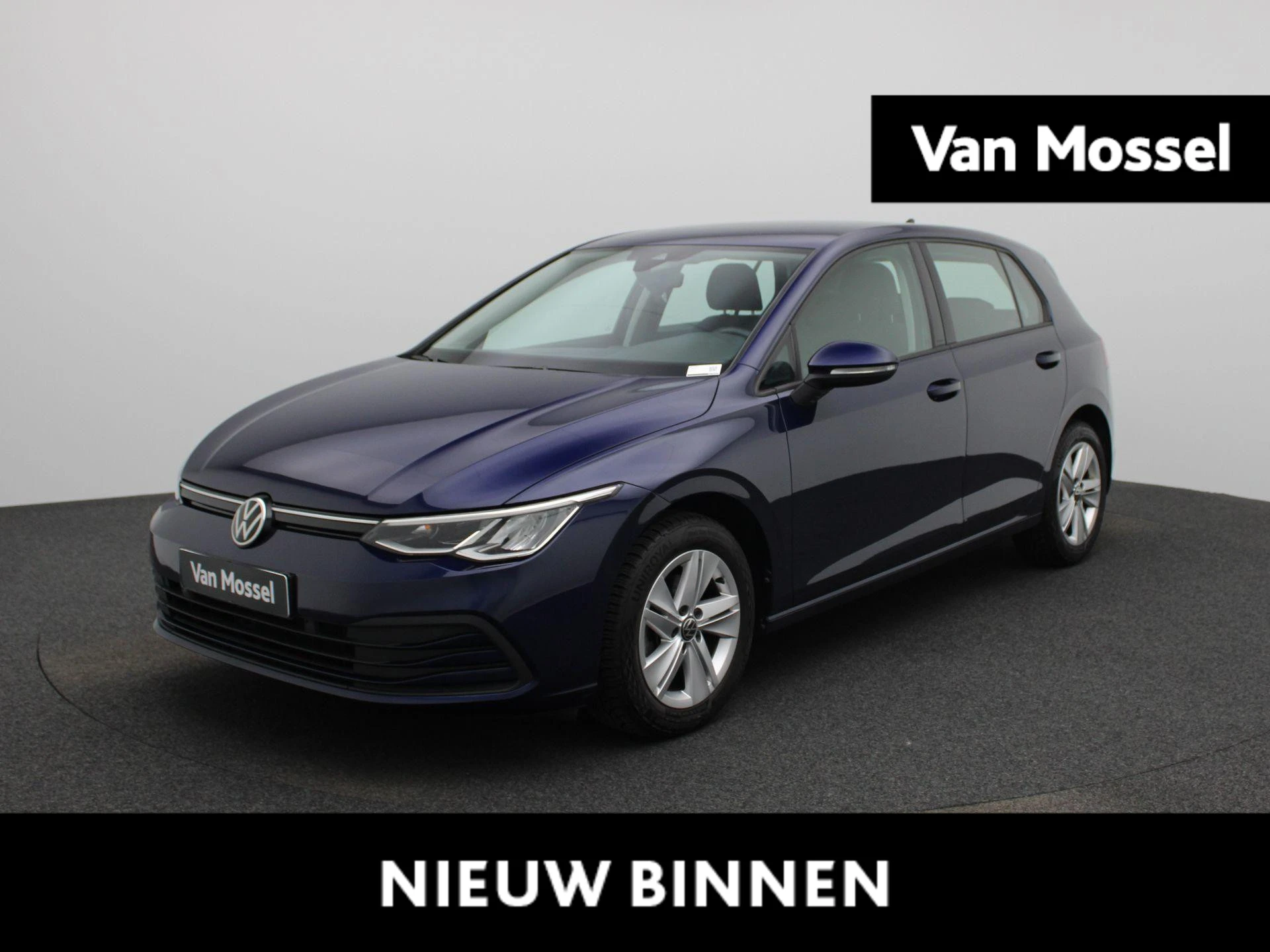 Volkswagen-Golf-image-0