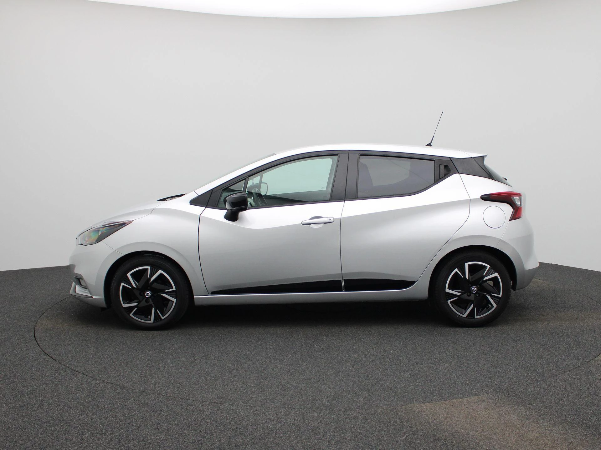 Nissan-Micra-image-3