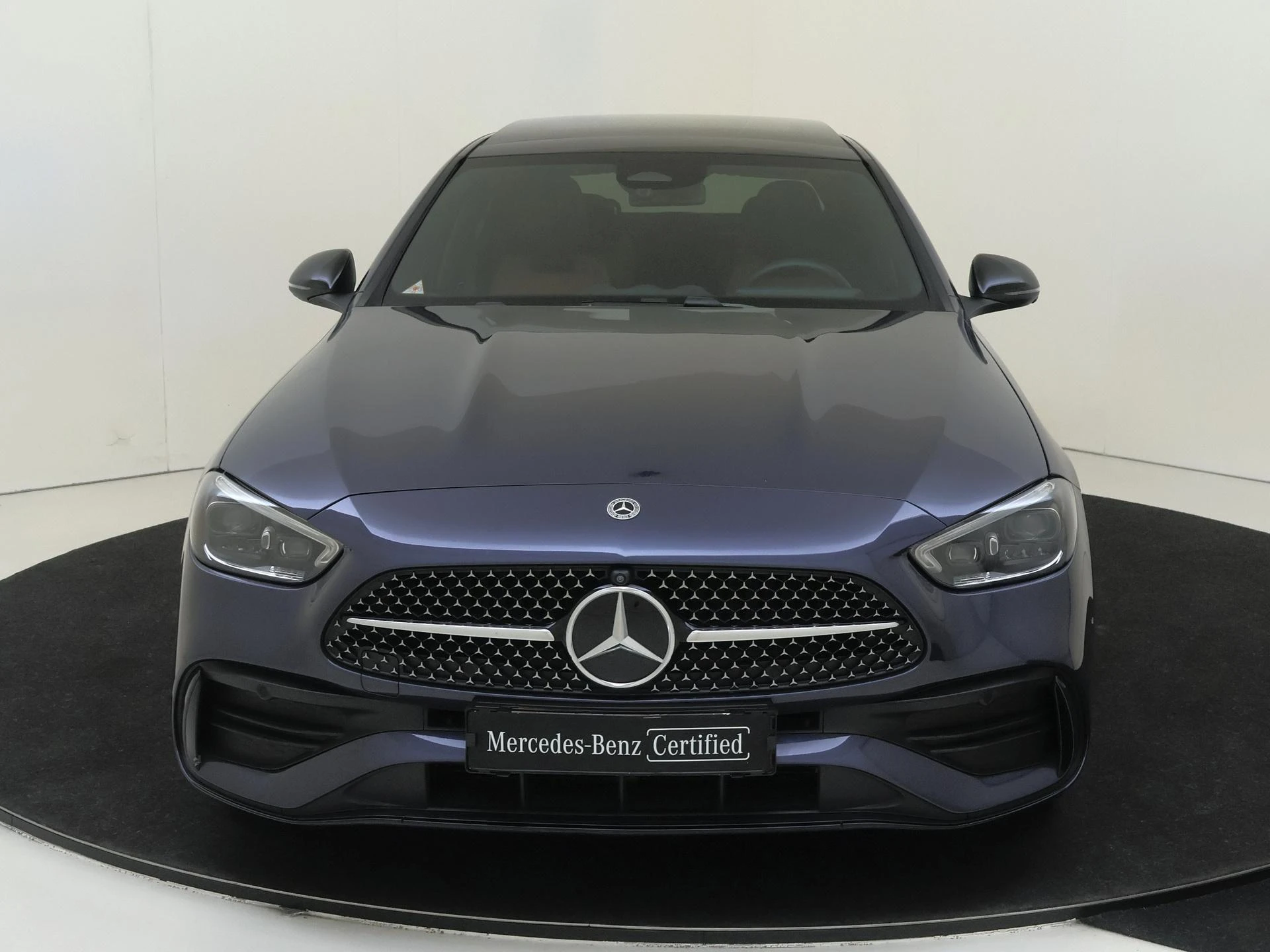 Mercedes-Benz-C-Klasse-image-6