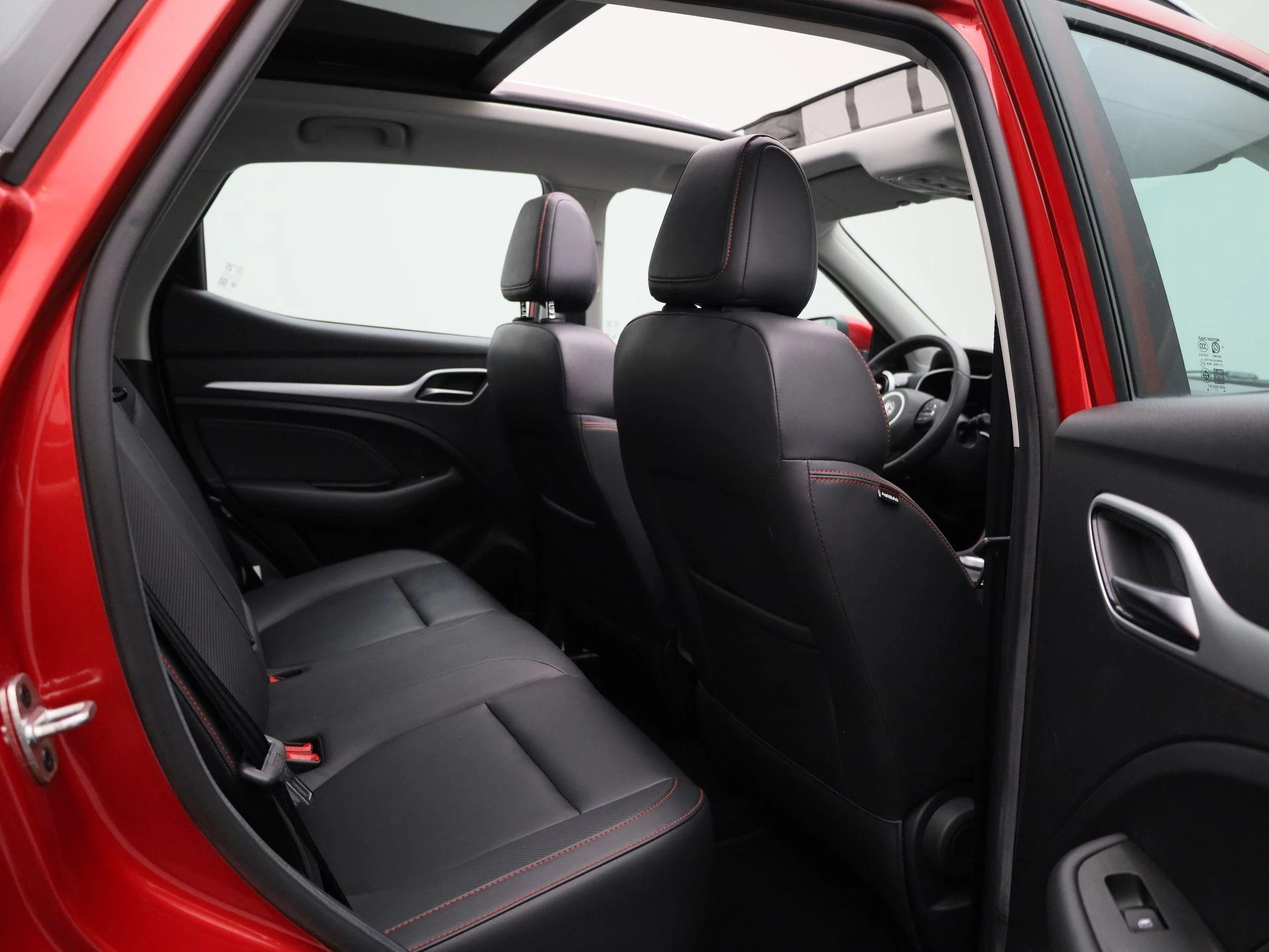 MG-ZS EV-image-35