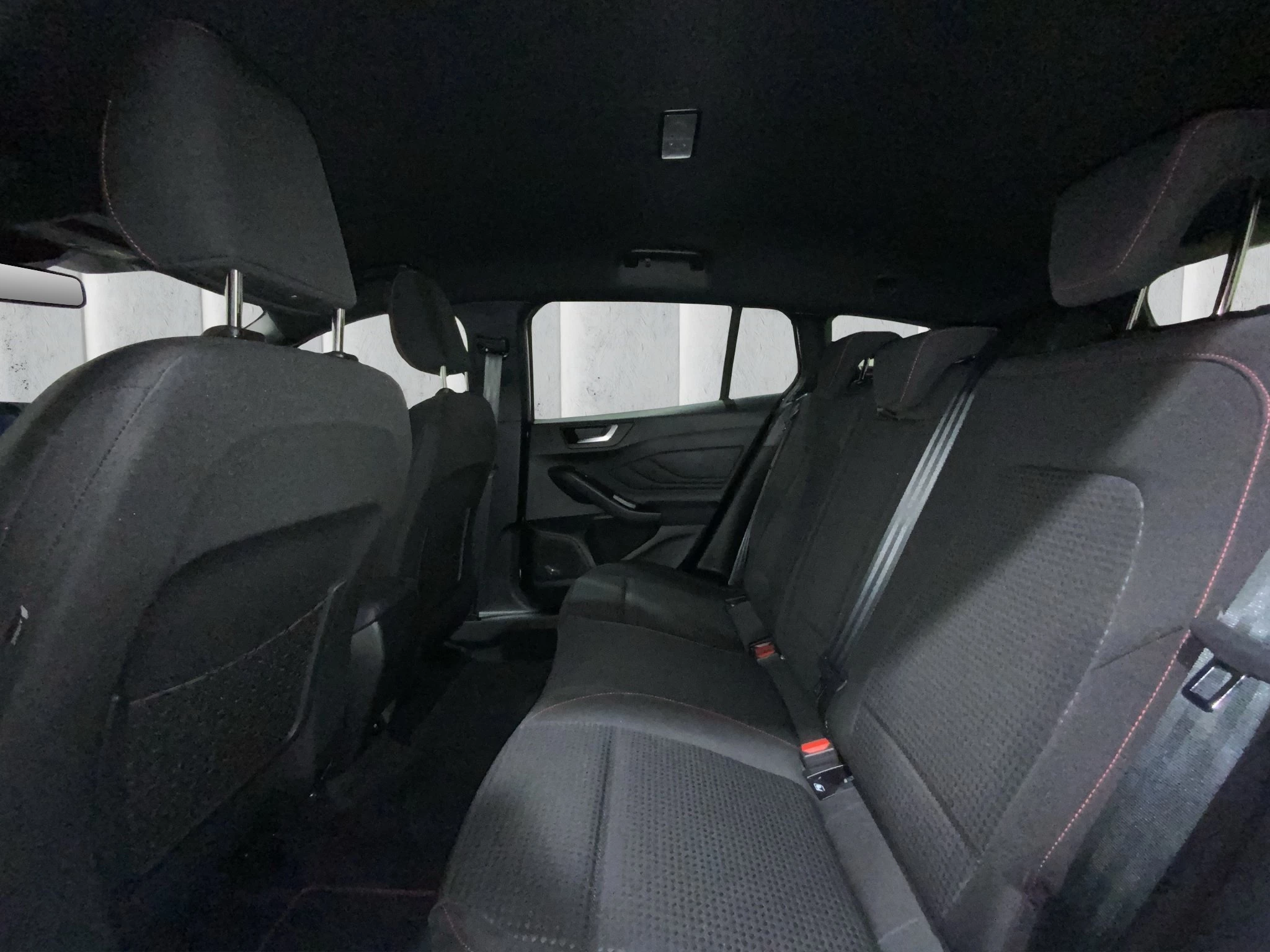 Ford Focus ST-Line X Turnier Aut.*AHK*ACC*HUD*KAM*NAVI*WINTER-PKT.